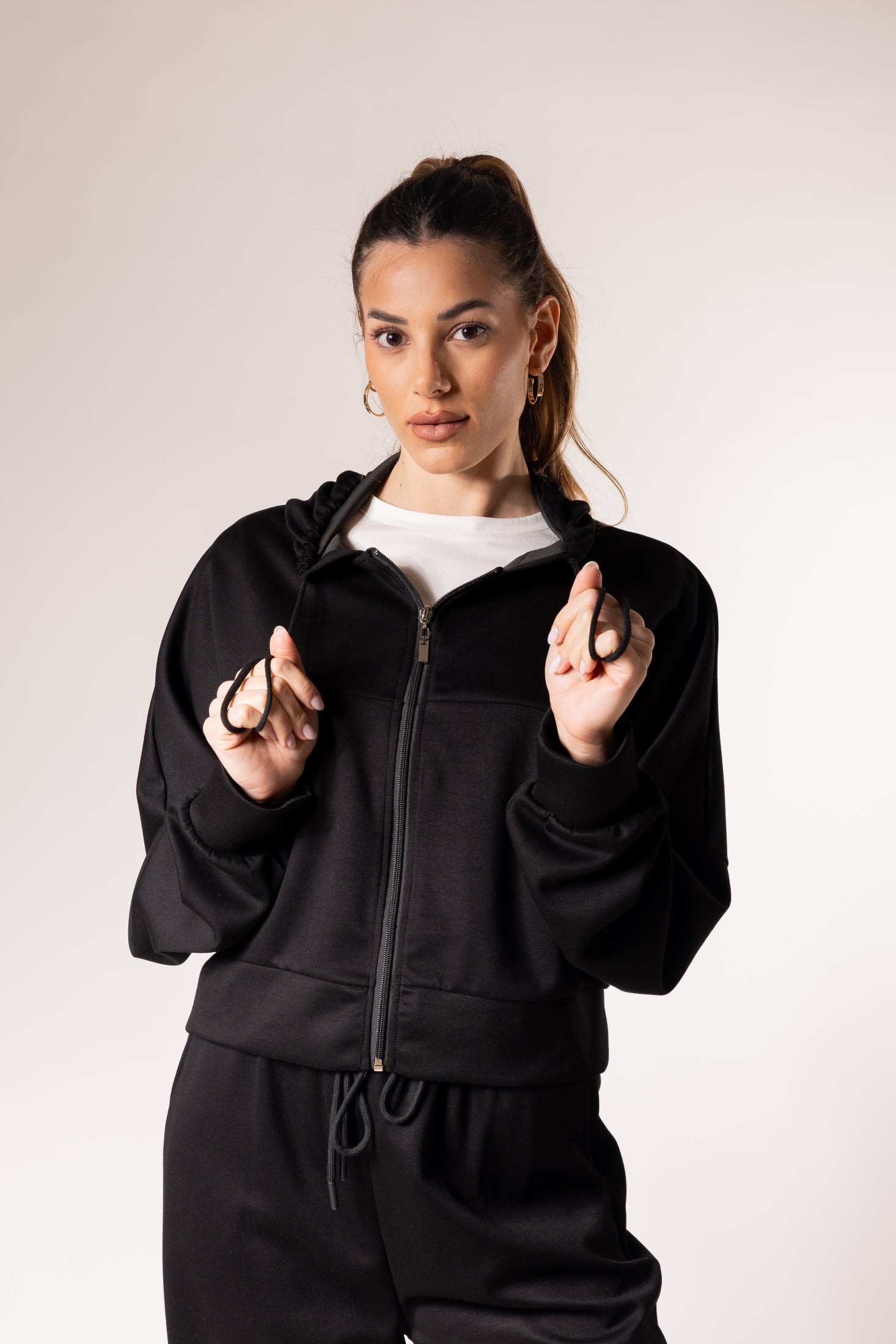 Completo sportivo|Colore:Nero