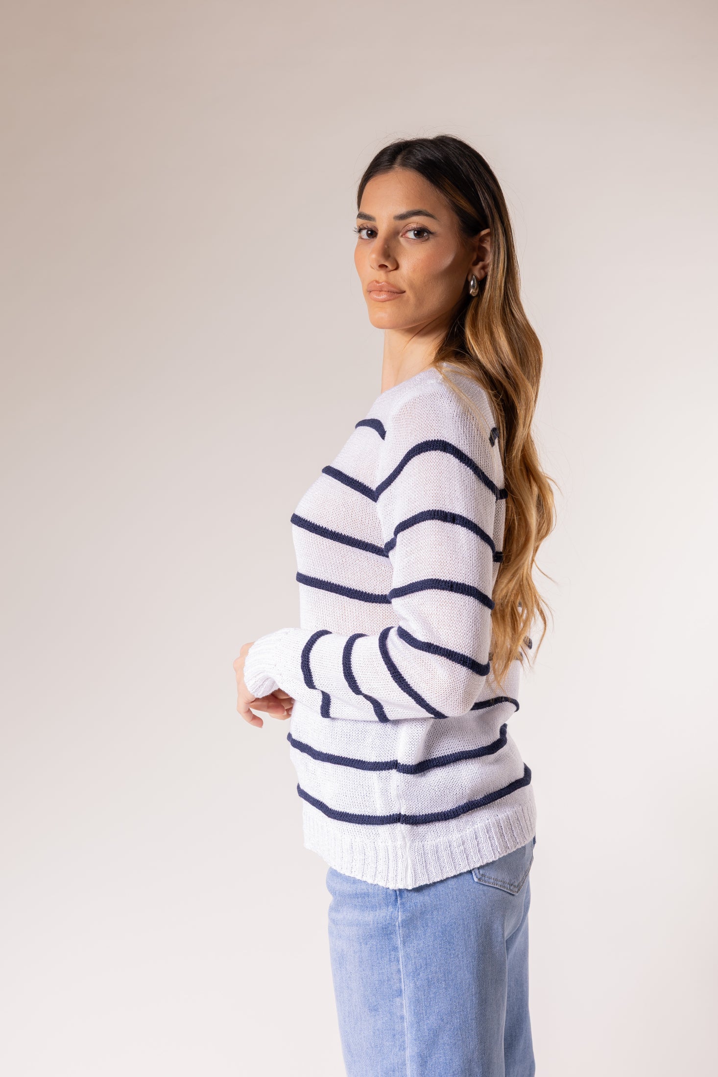Maglione leggero a righe orizzontali|Colore:Bianco/blu