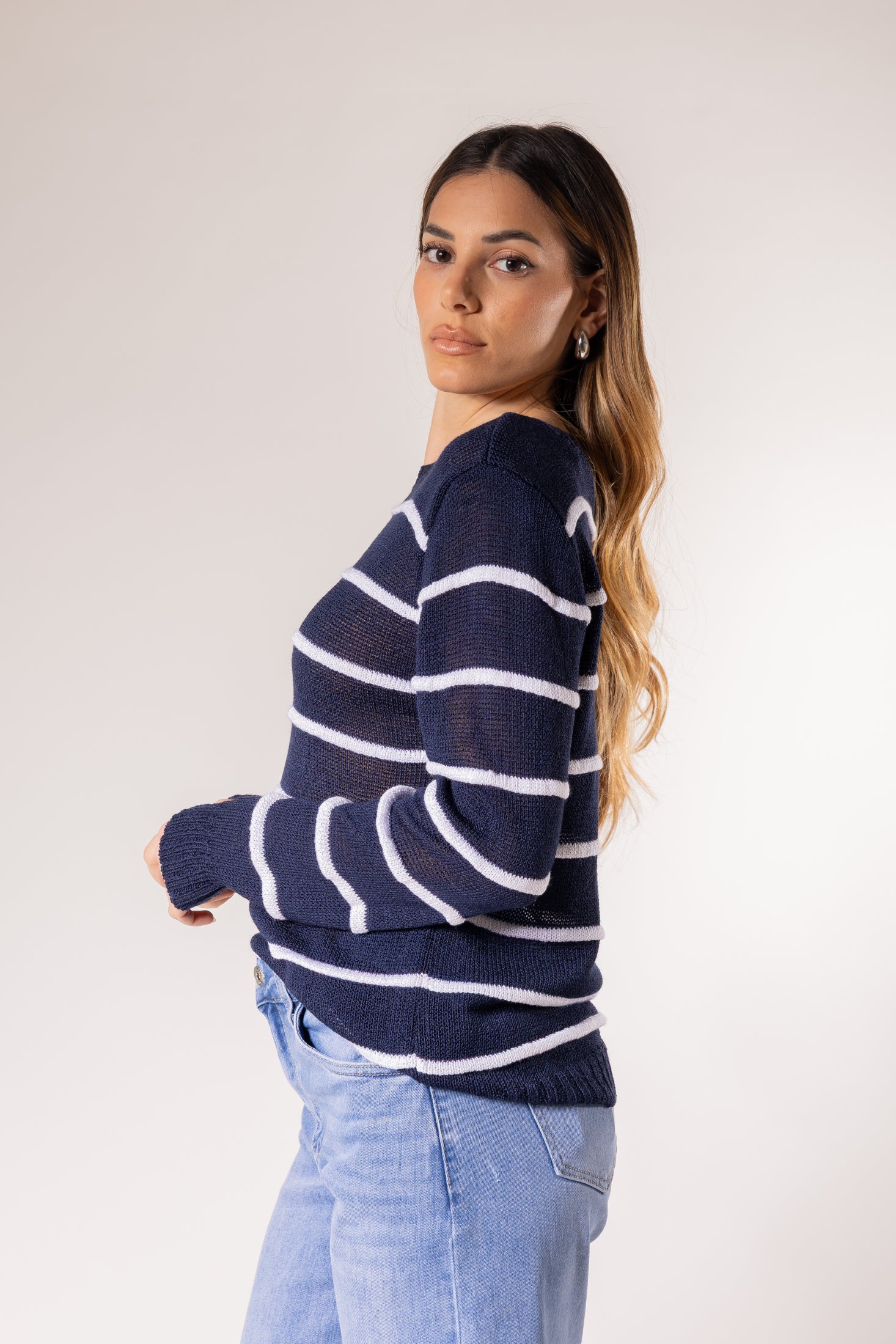 Maglione leggero a righe orizzontali|Colore:Blu/bianco