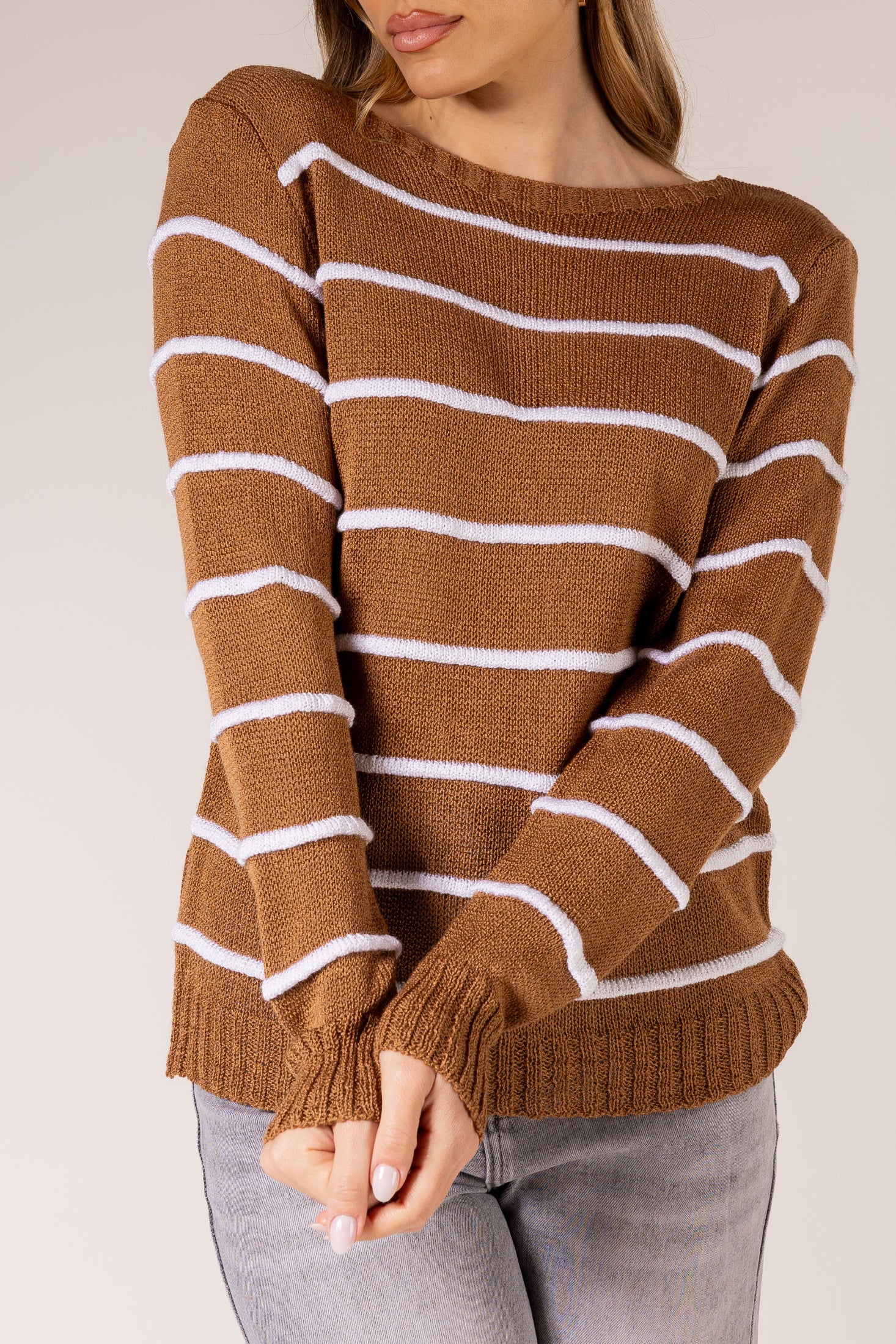 Maglione leggero a righe orizzontali|Colore:Ruggine/bianco