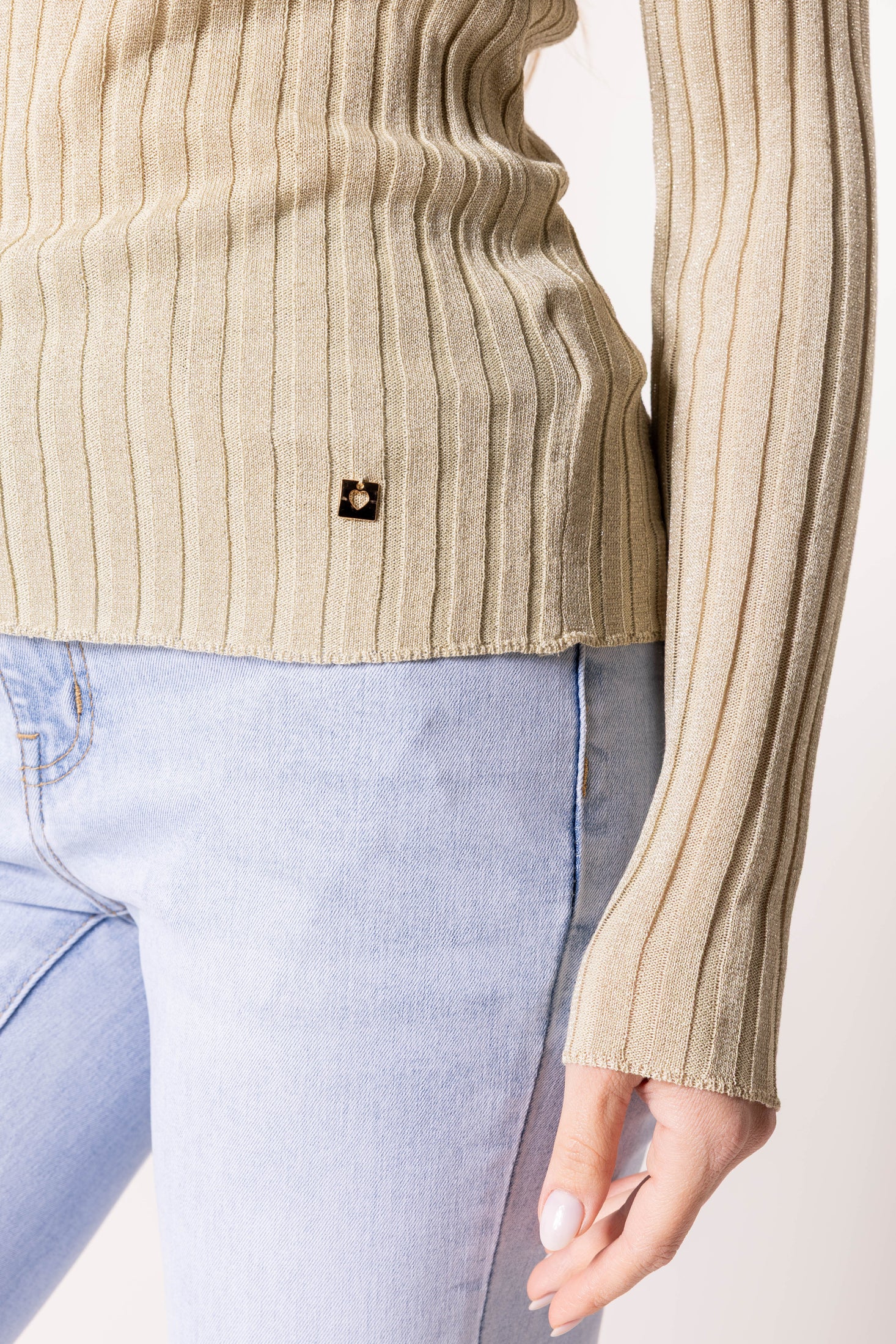 Maglione a coste con scollo a V|Colore:Beige