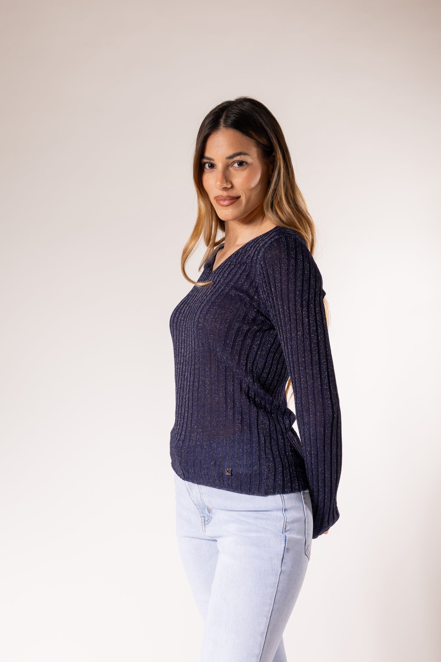 Maglione a coste con scollo a V|Colore:Blu scuro
