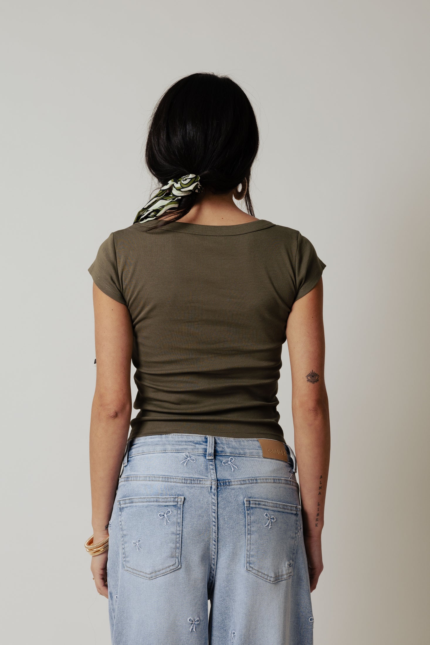 T-Shirt U neck|Colore:Salvia