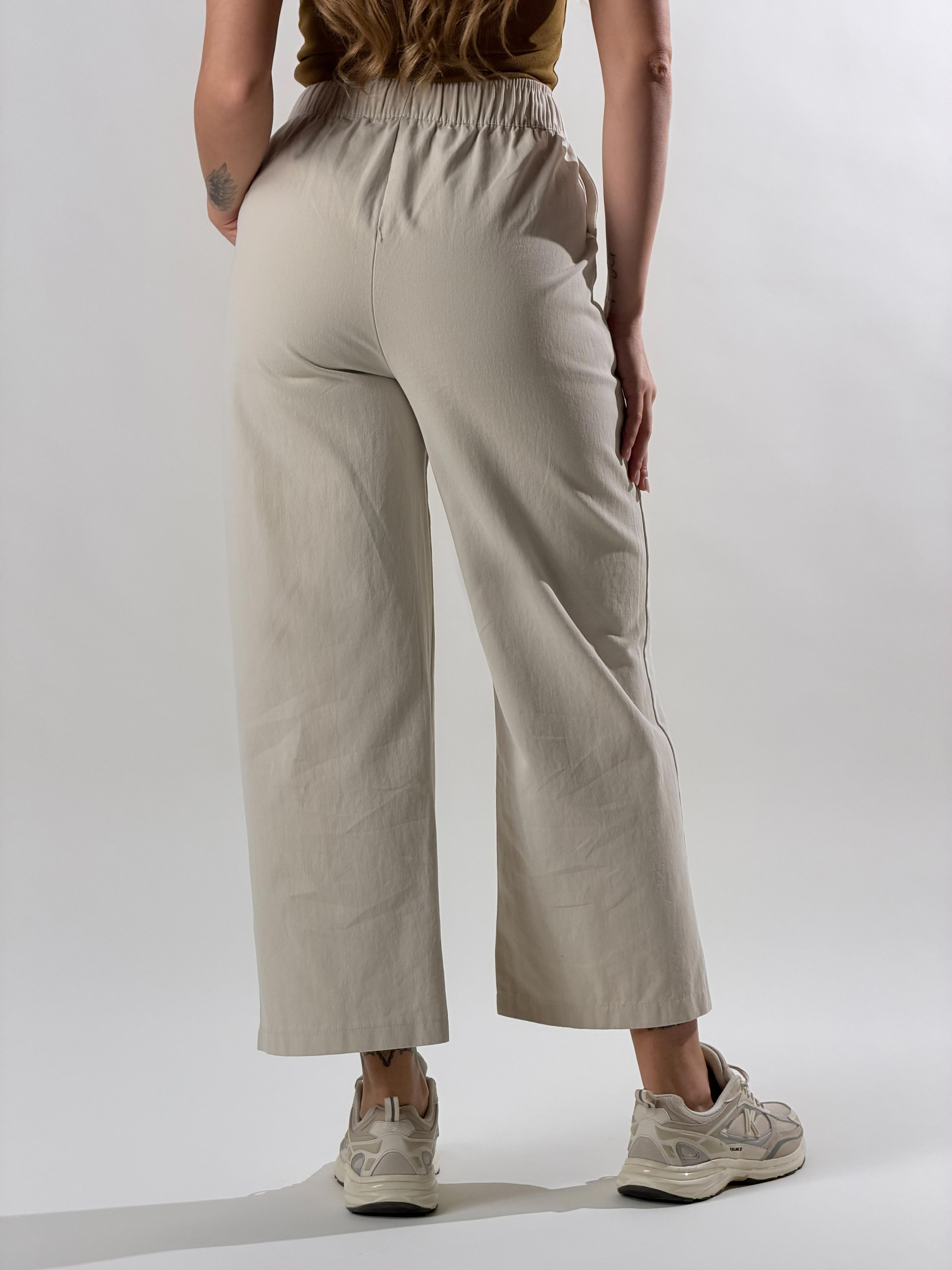 Pantalone Chinos con cuciture latearli|Colore:Beige