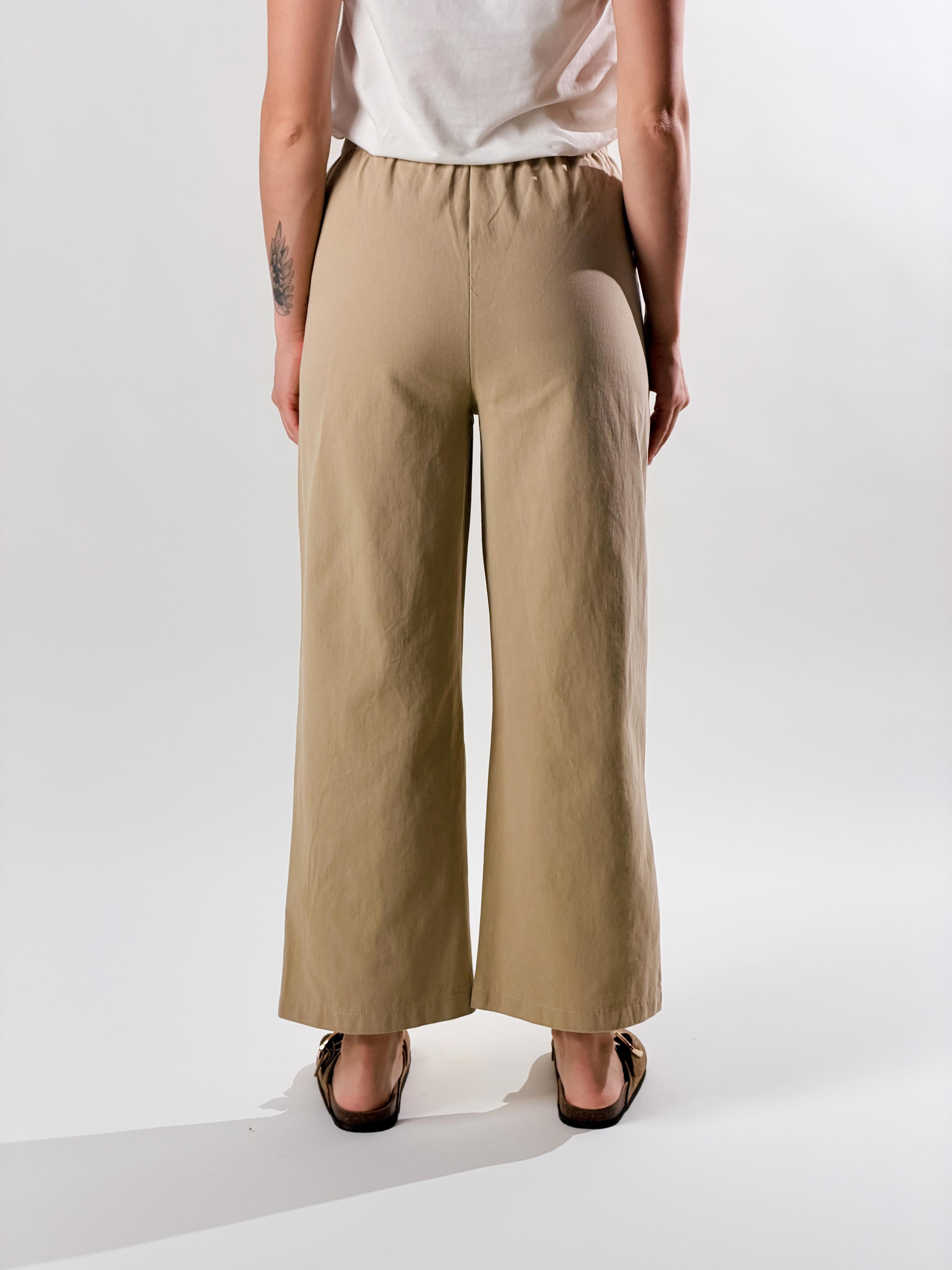 Pantalone Chinos con cuciture latearli|Colore:Cammello