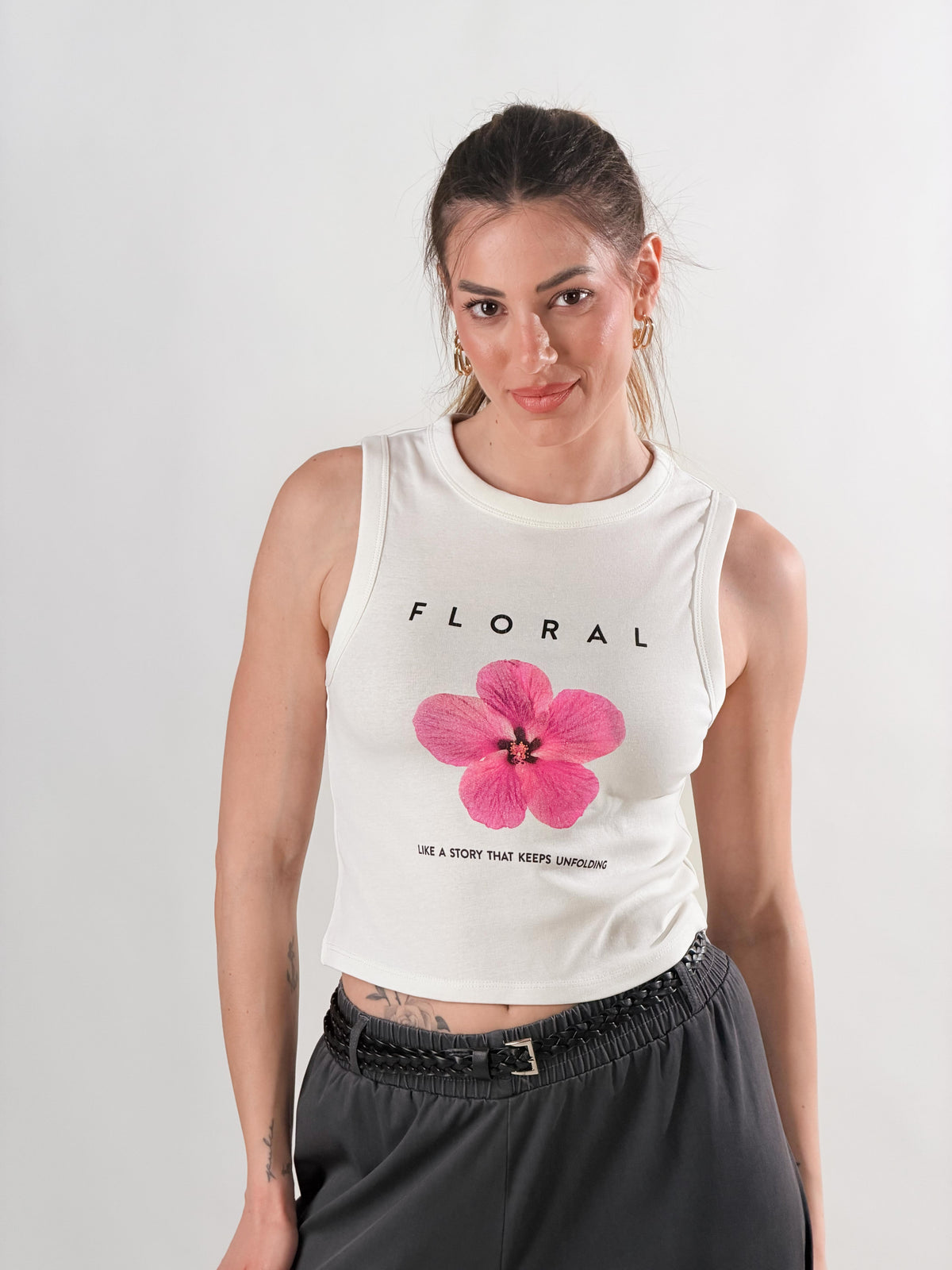 top Floral like a story|Colore:Bianco latte