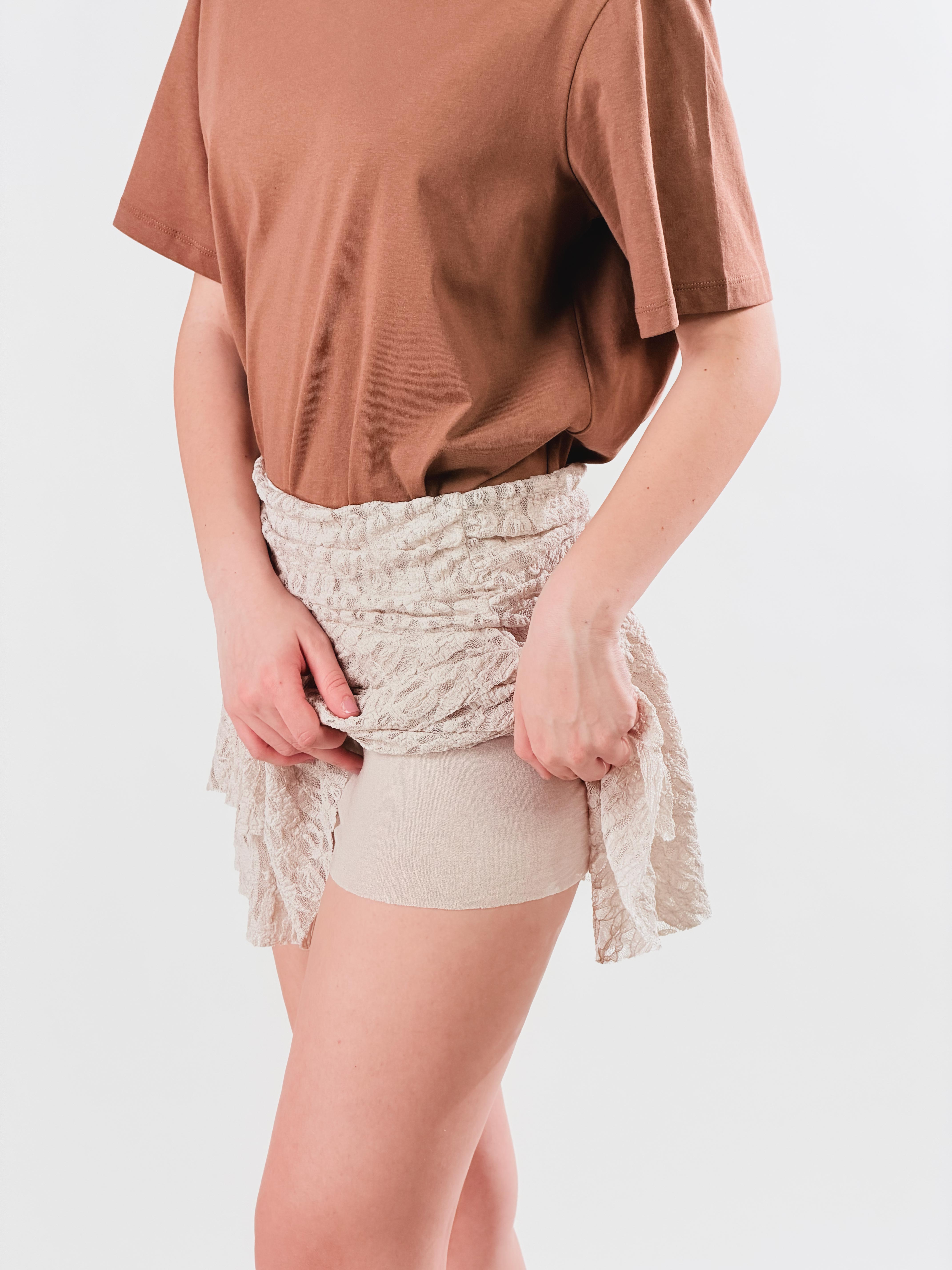 Minigonna a vita alta con balze e orlo a volant|Colore:Beige