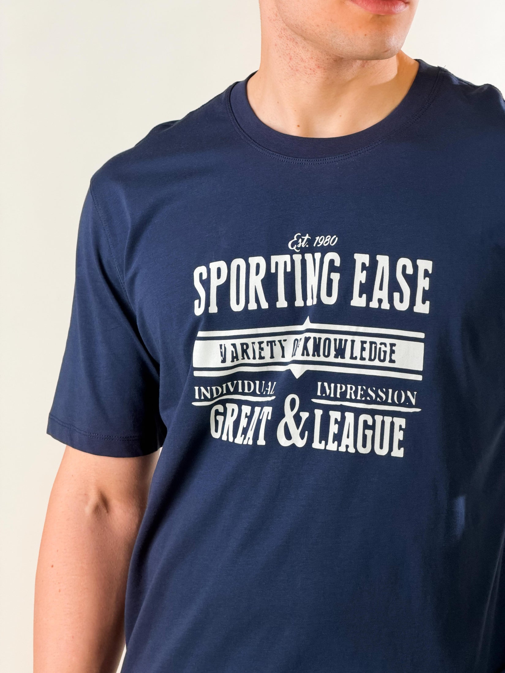 T-shirt College|Colore:Blu scuro