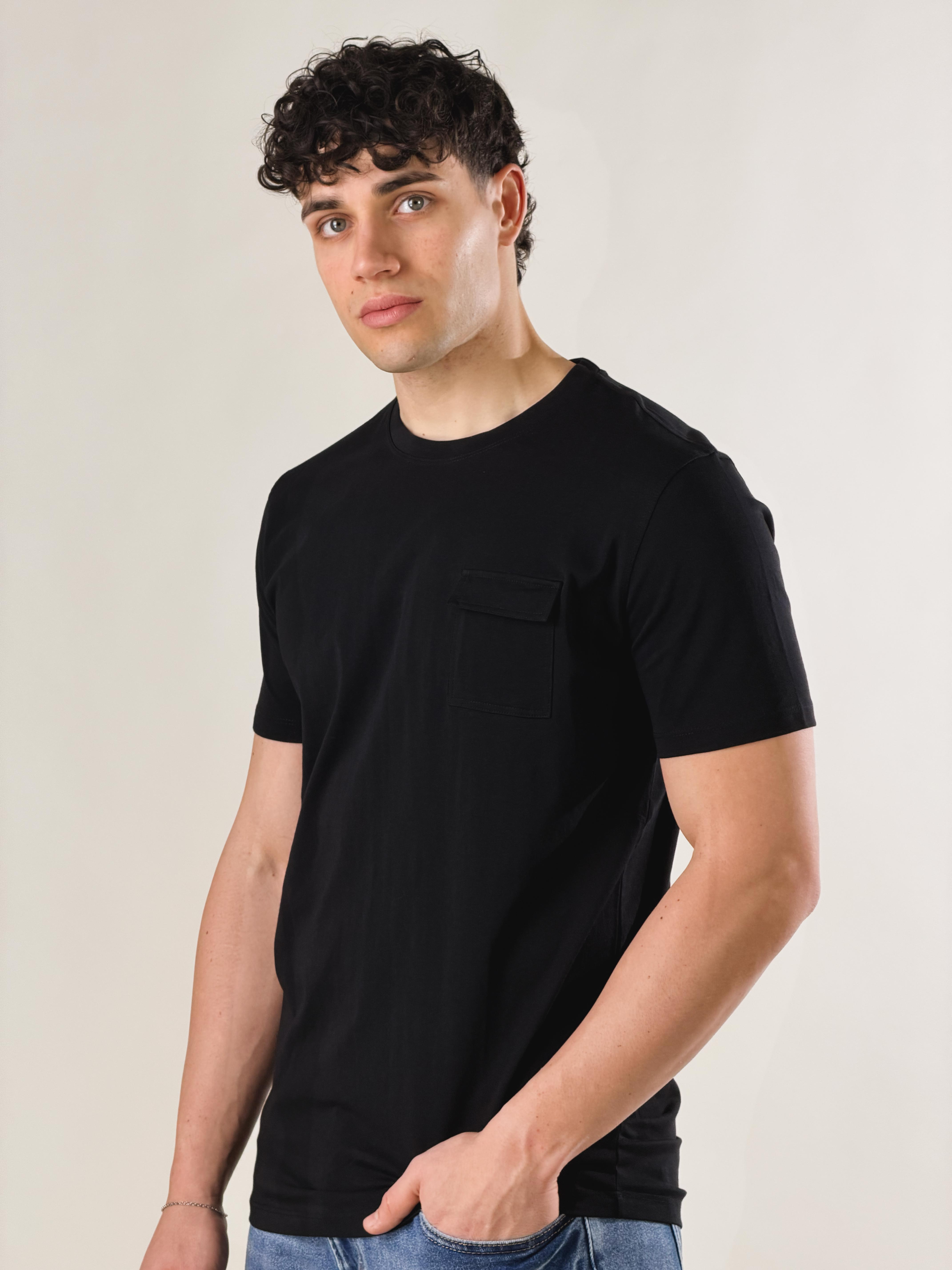 T-Shirt taschino loose fit|Colore:Nero