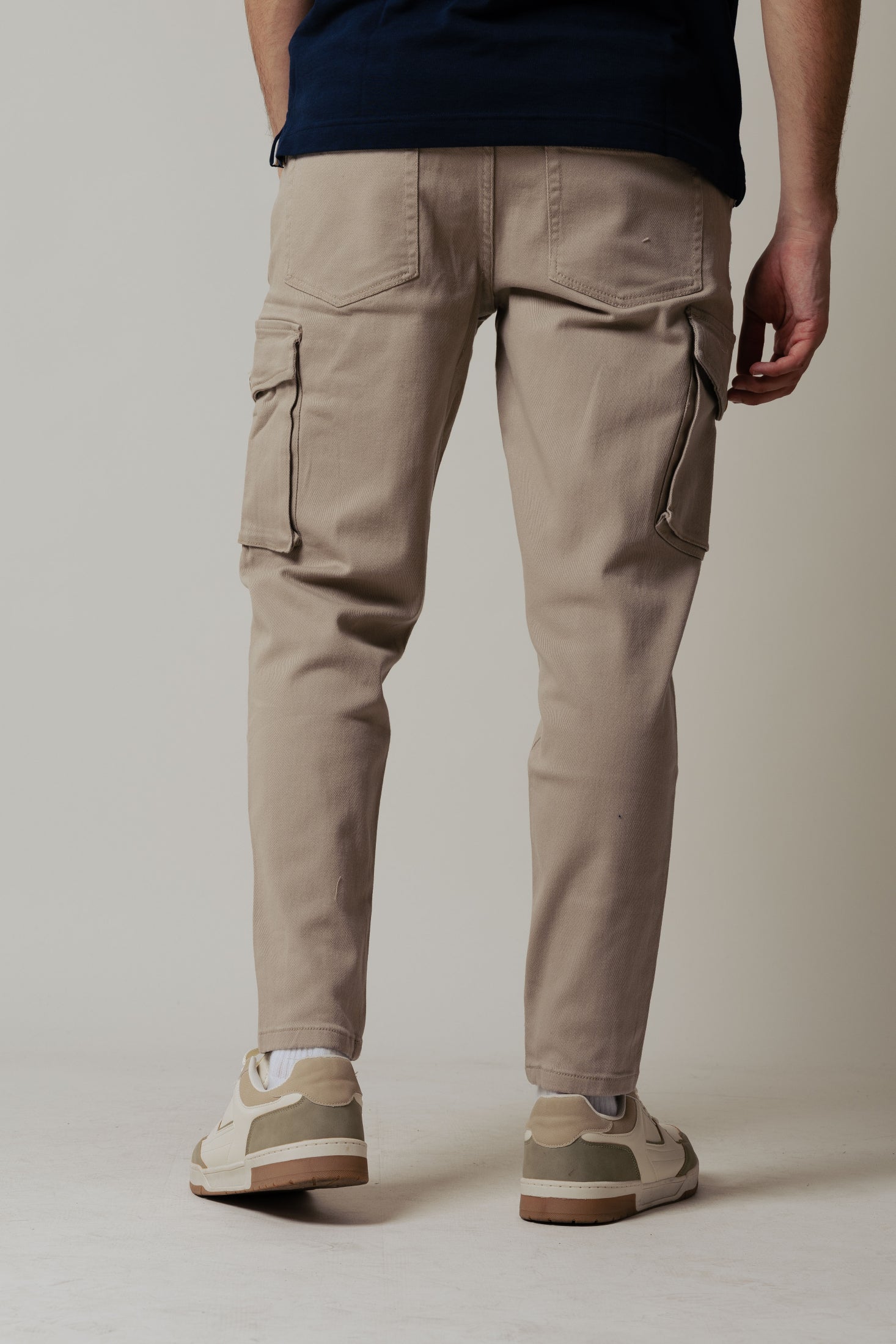 Pantalone jeans con tasconi|Colore:Nero