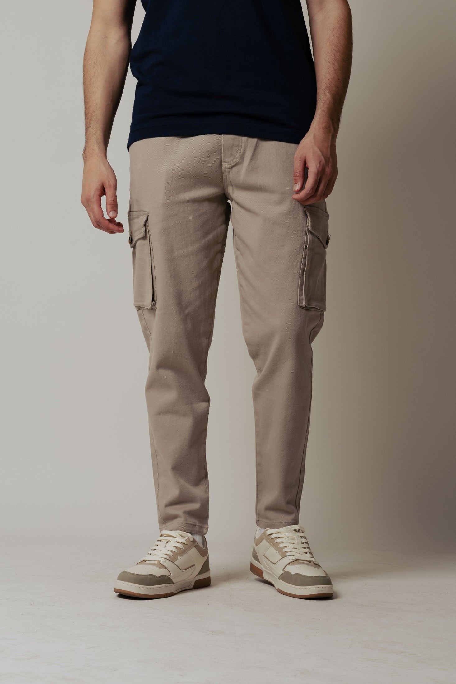 Pantalone jeans con tasconi|Colore:Nero