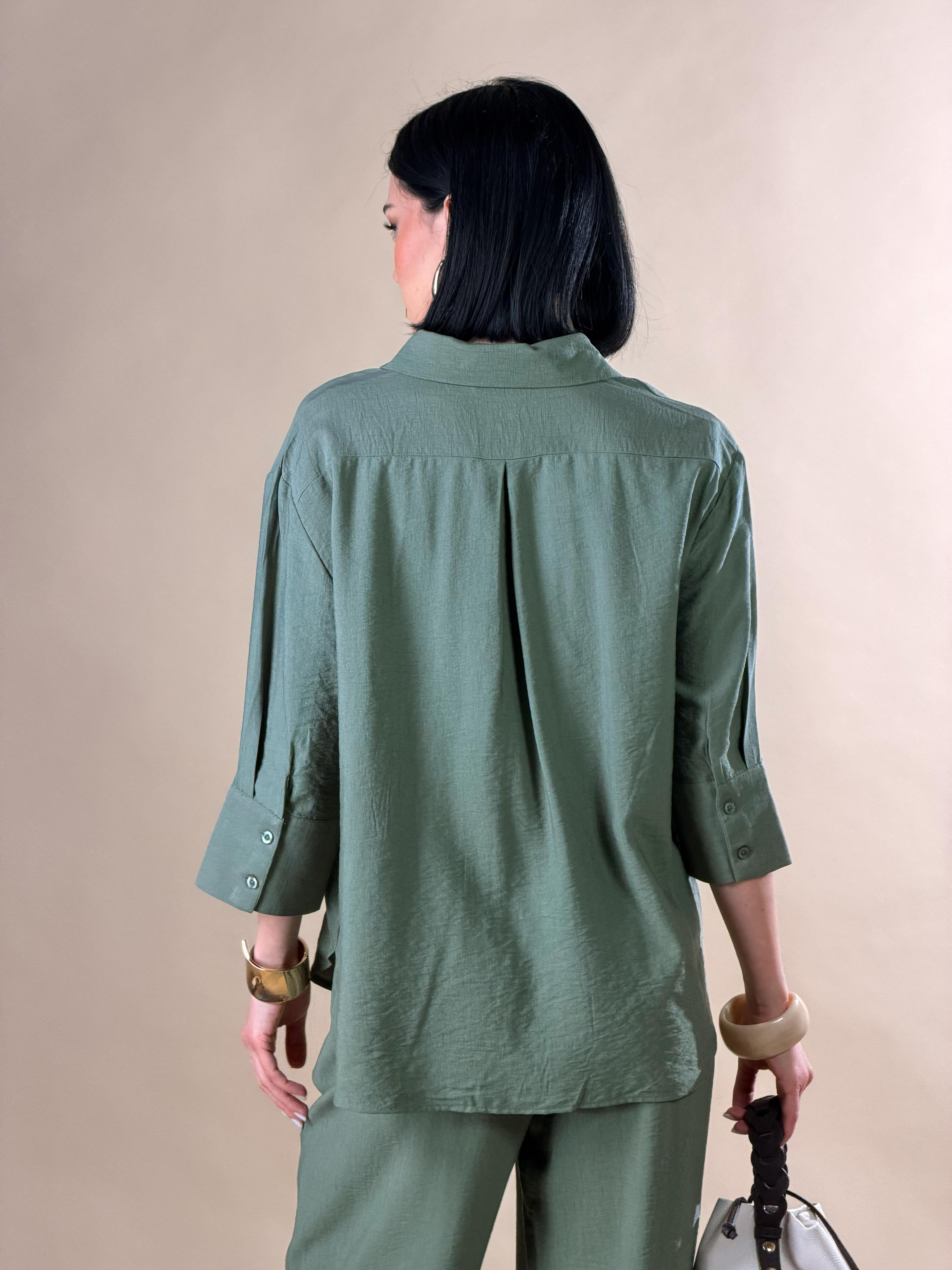 Camicia con bottoni e maniche a tre quarti|Colore:Verde militare