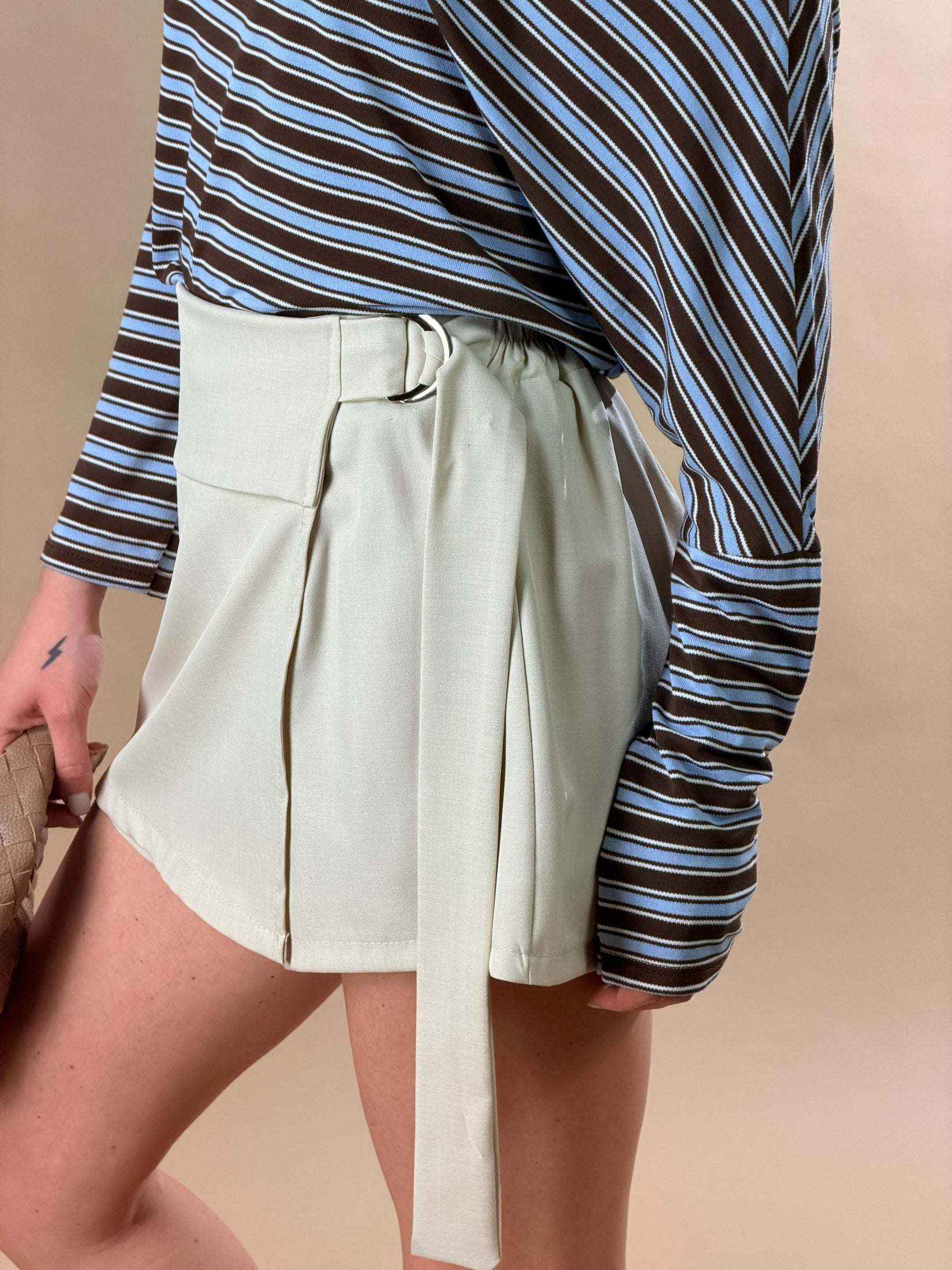 Minigonna a portafoglio|Colore:Beige chiaro