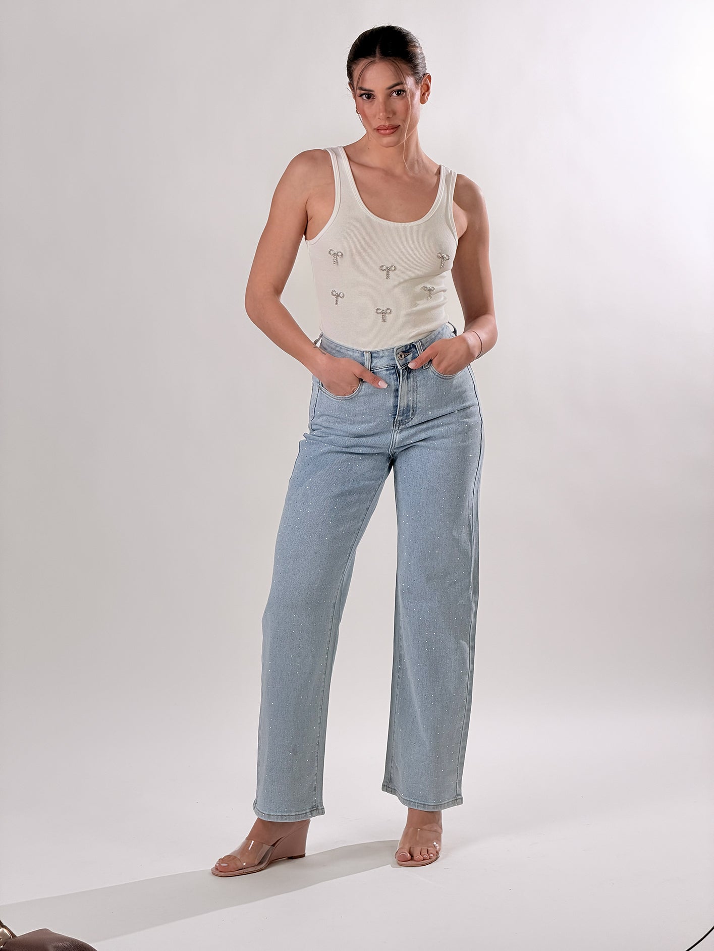 Canotta con applicazioni fiocchi|Colore:Bianco latte