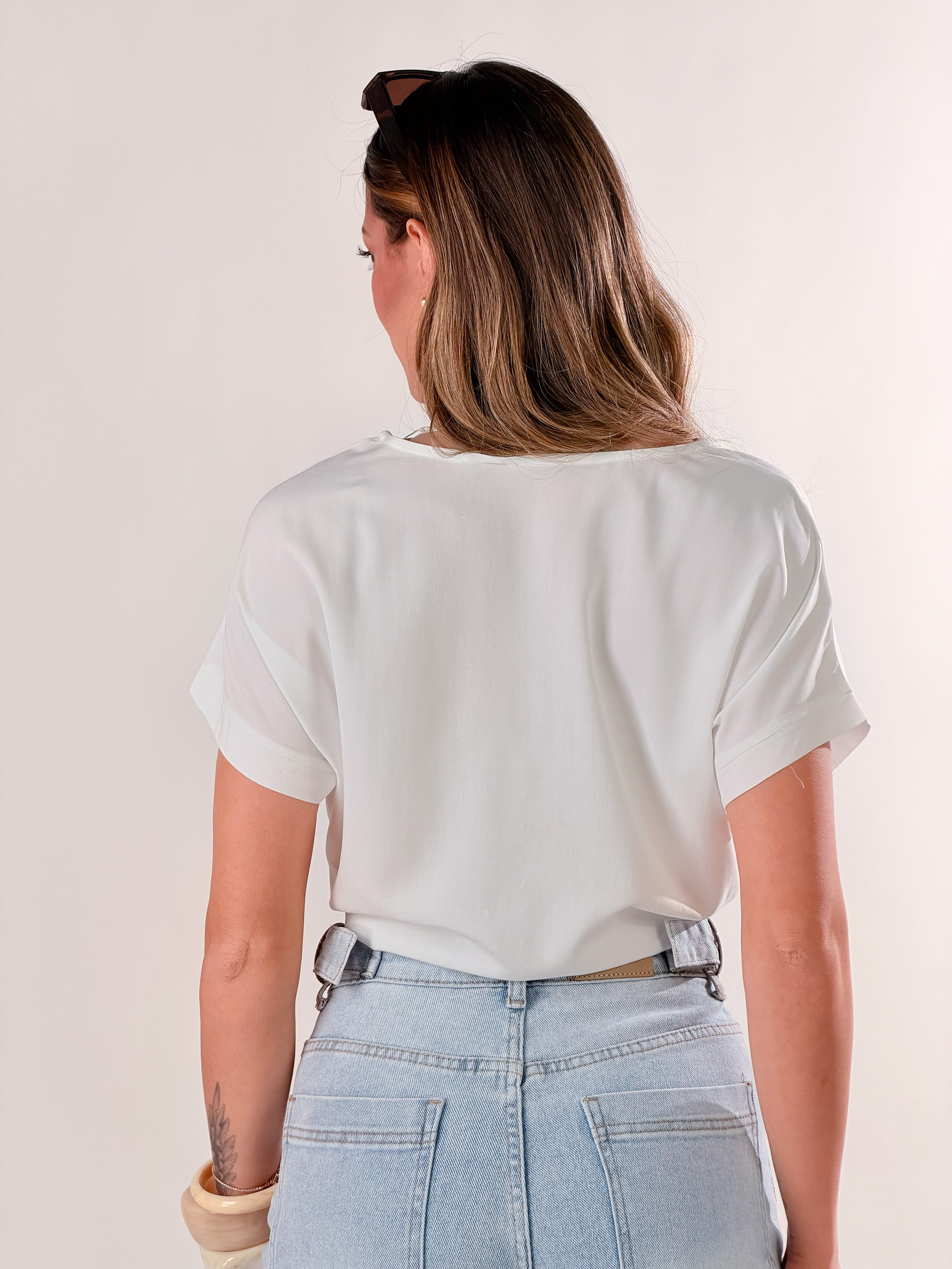 T-Shirt Cropped con Nodo|Colore:Latte