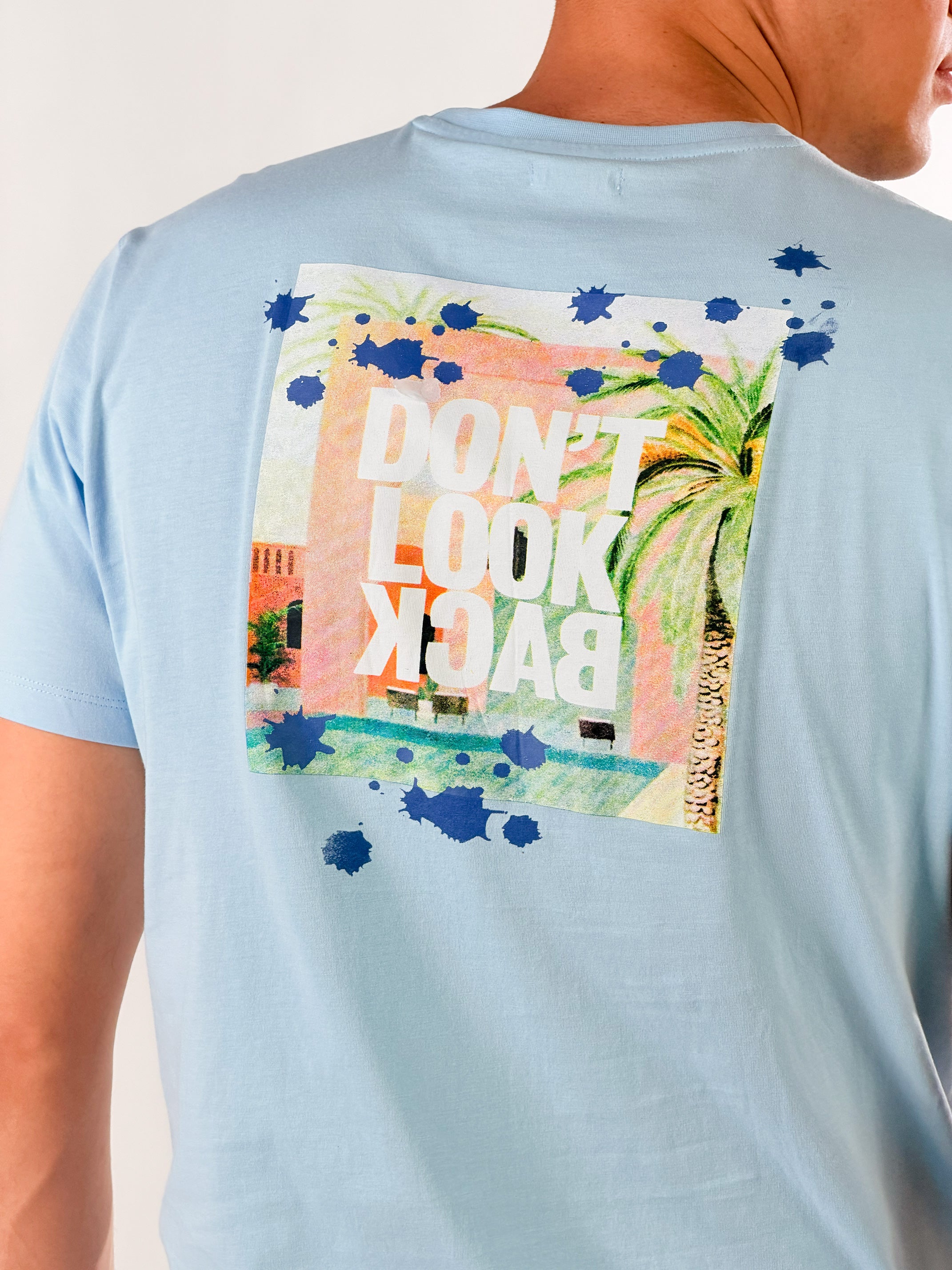 T shirt Don't Look Back  regular fit|Colore:Celeste