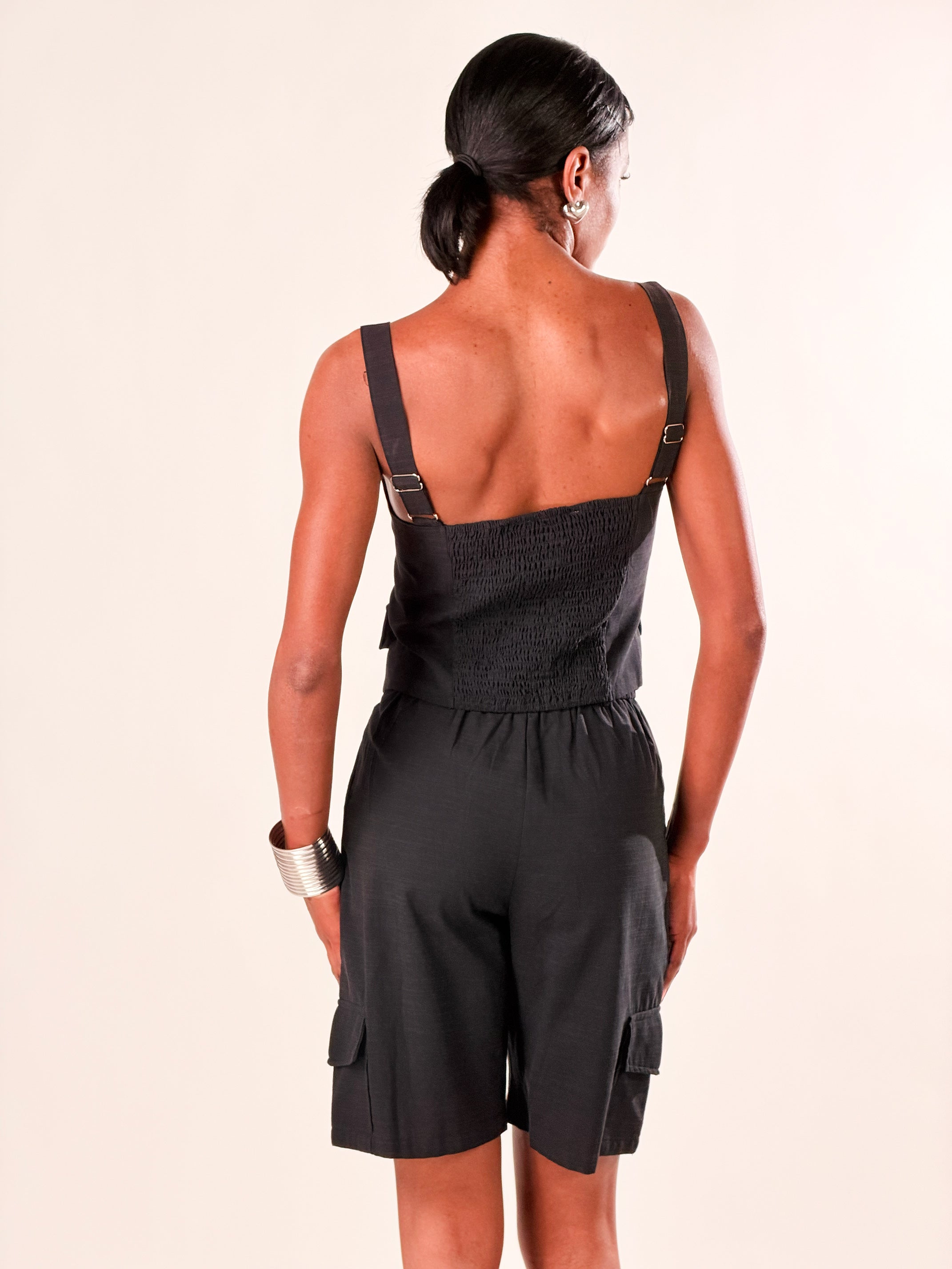 Set Sharma Bermuda e Panciotto|Colore:Nero