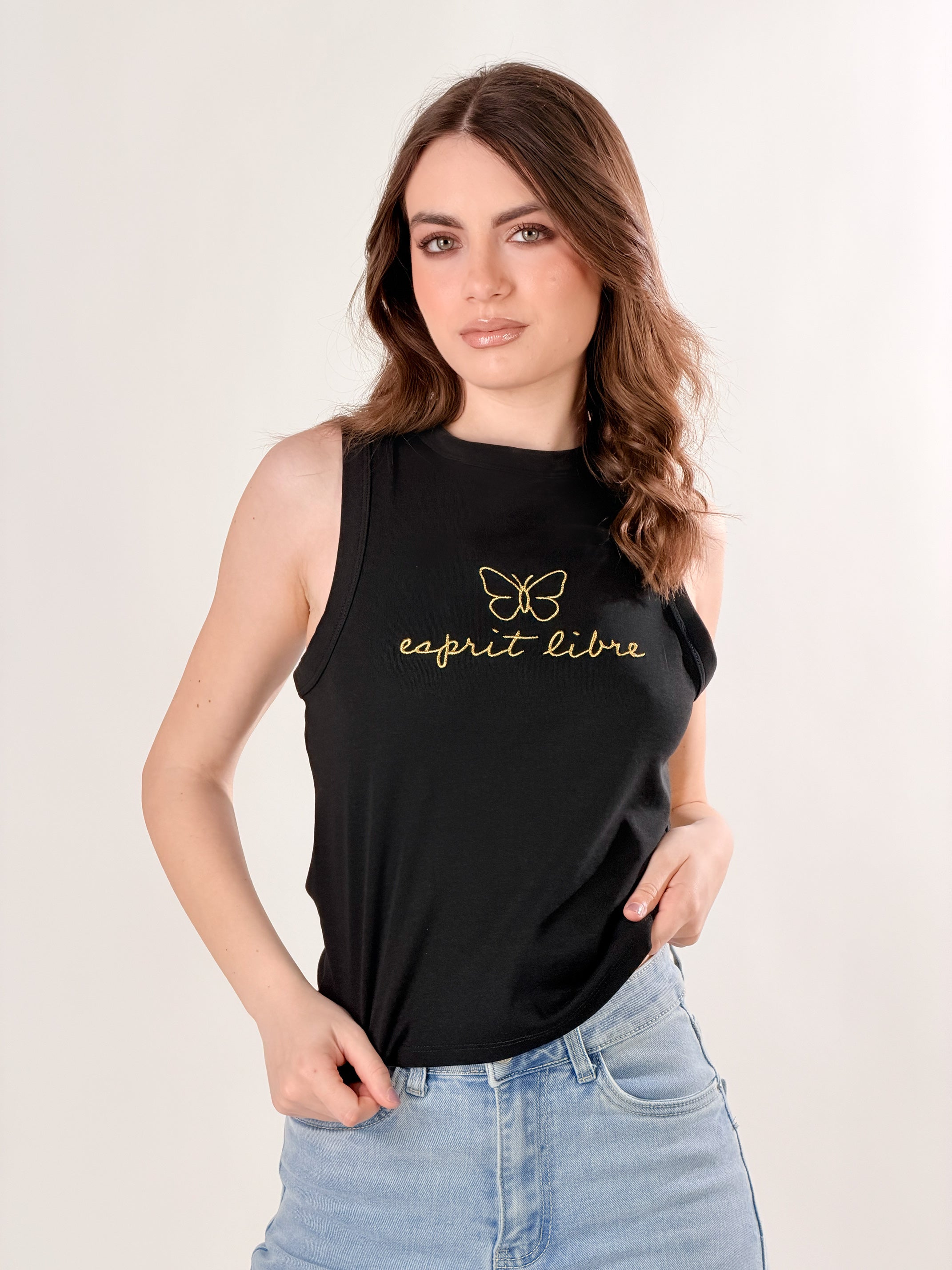 Top con ricamo dorato|Colore:Nero
