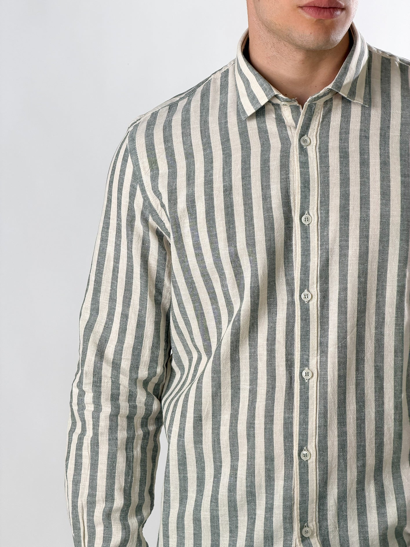 Camicia lino righe medie|Colore:Verde