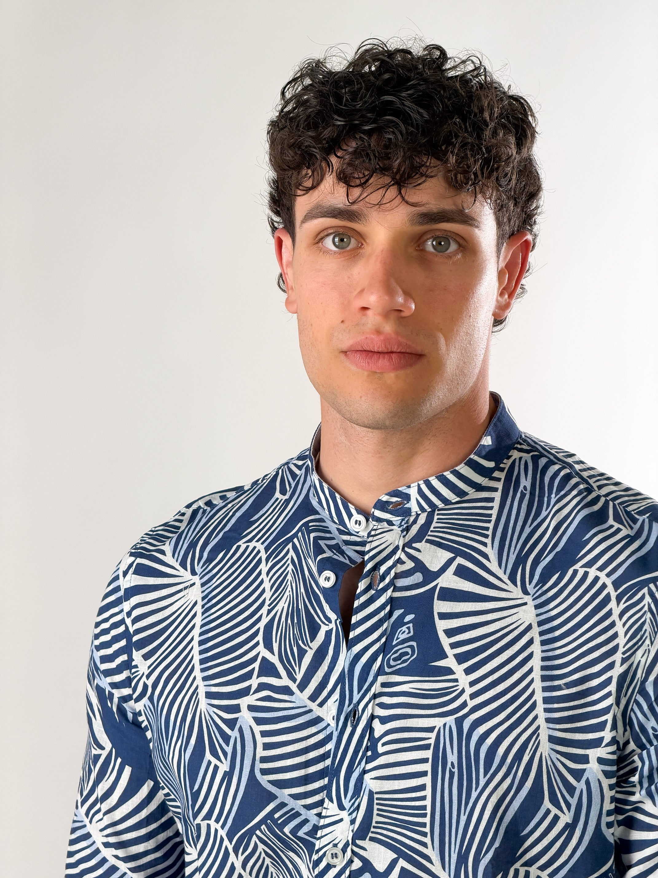 Camicia Stampa bordline foglia|Colore:Blu