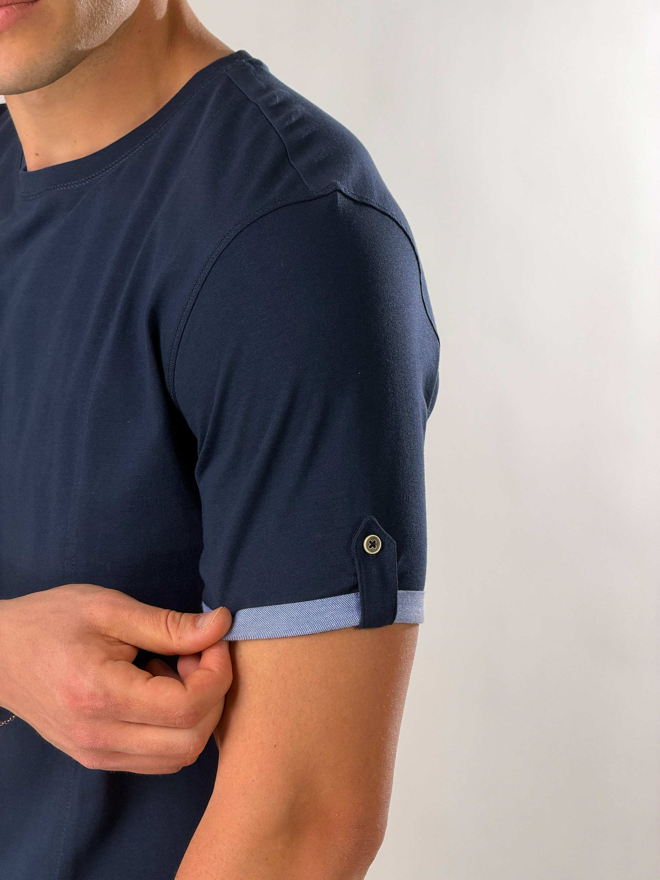 T-Shirt Roll tab |Colore:Blu scuro