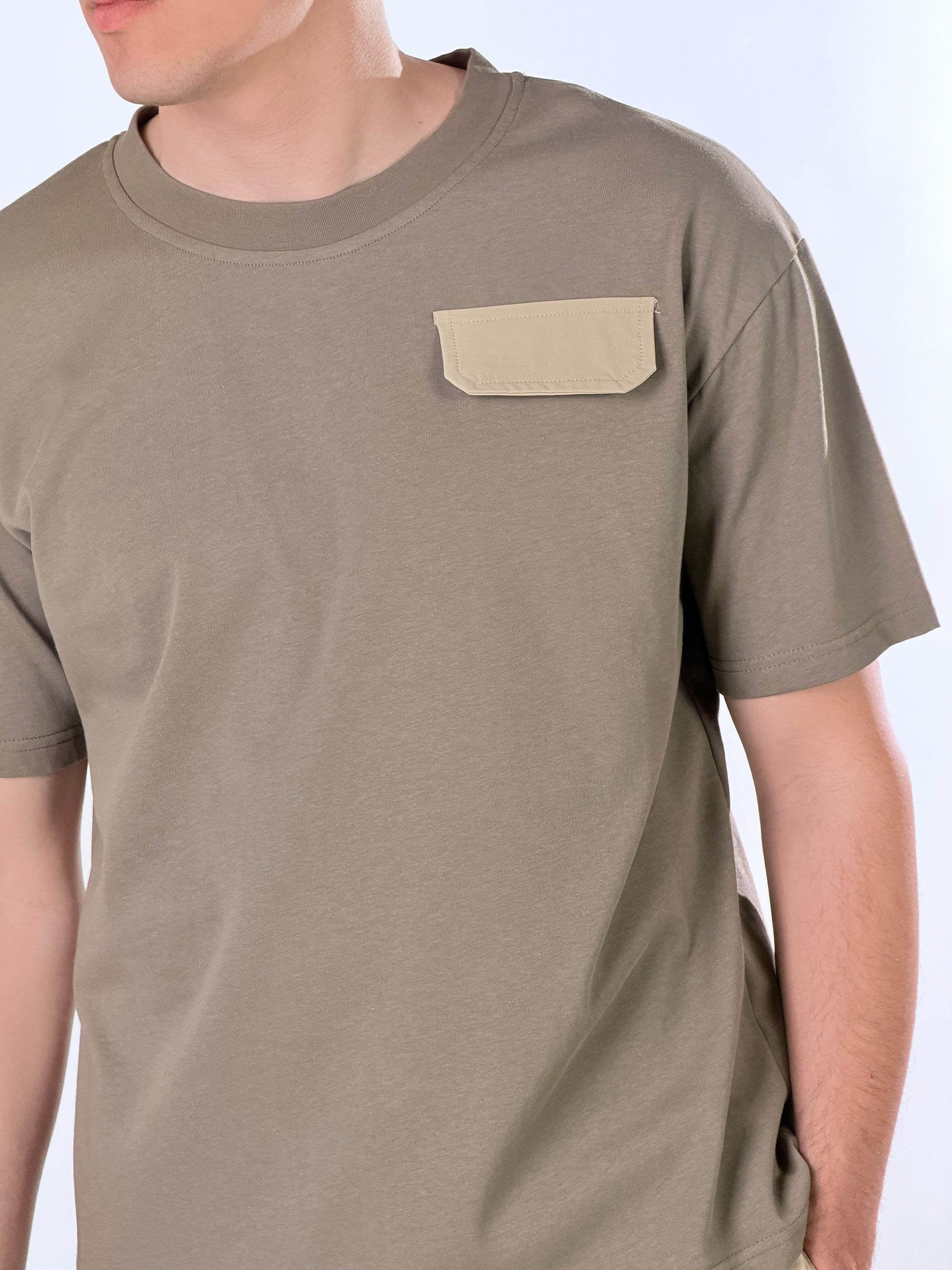 T-Shirt con tasche|Colore:Tortora
