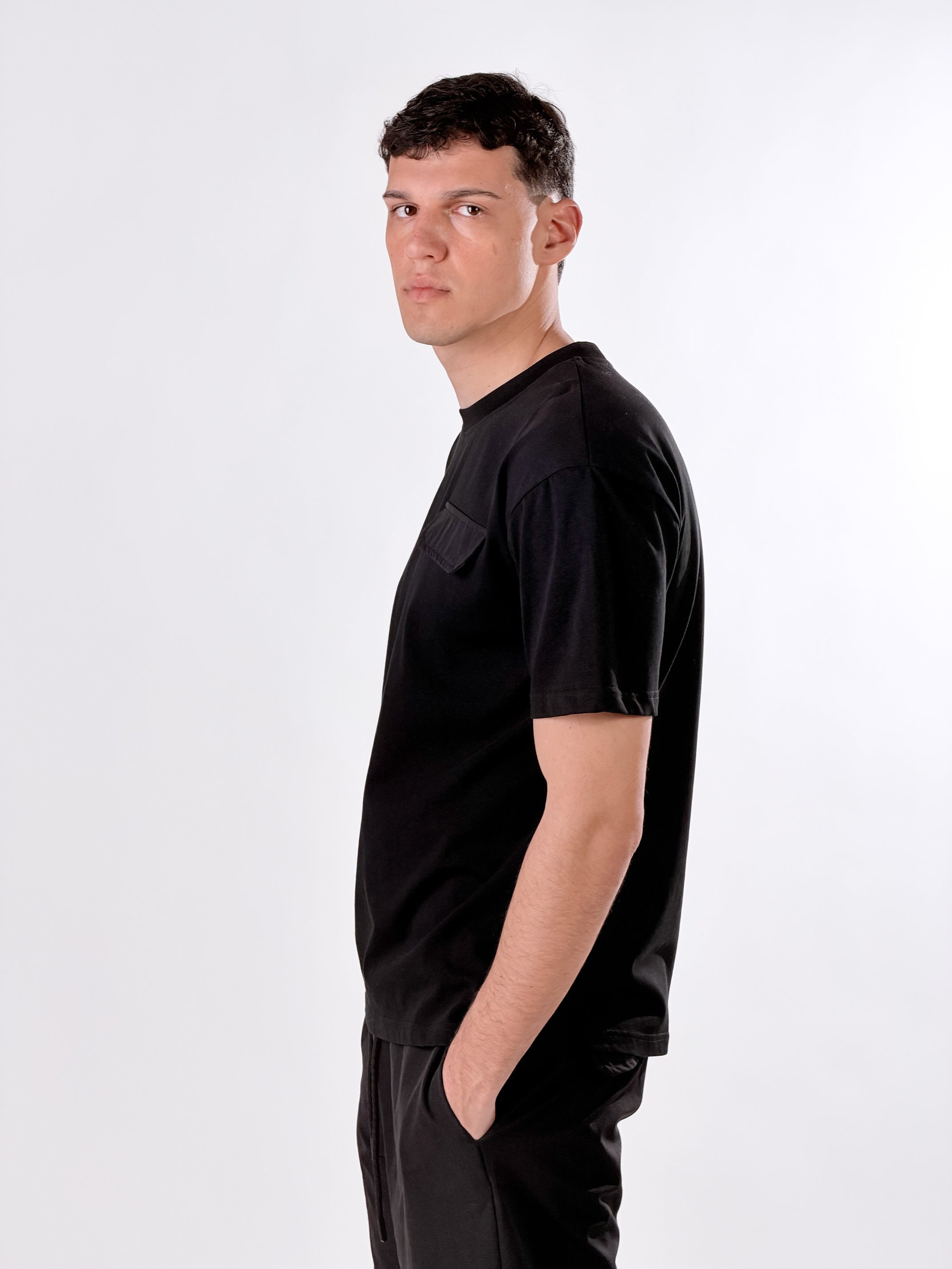 T-Shirt con tasche|Colore:Nero