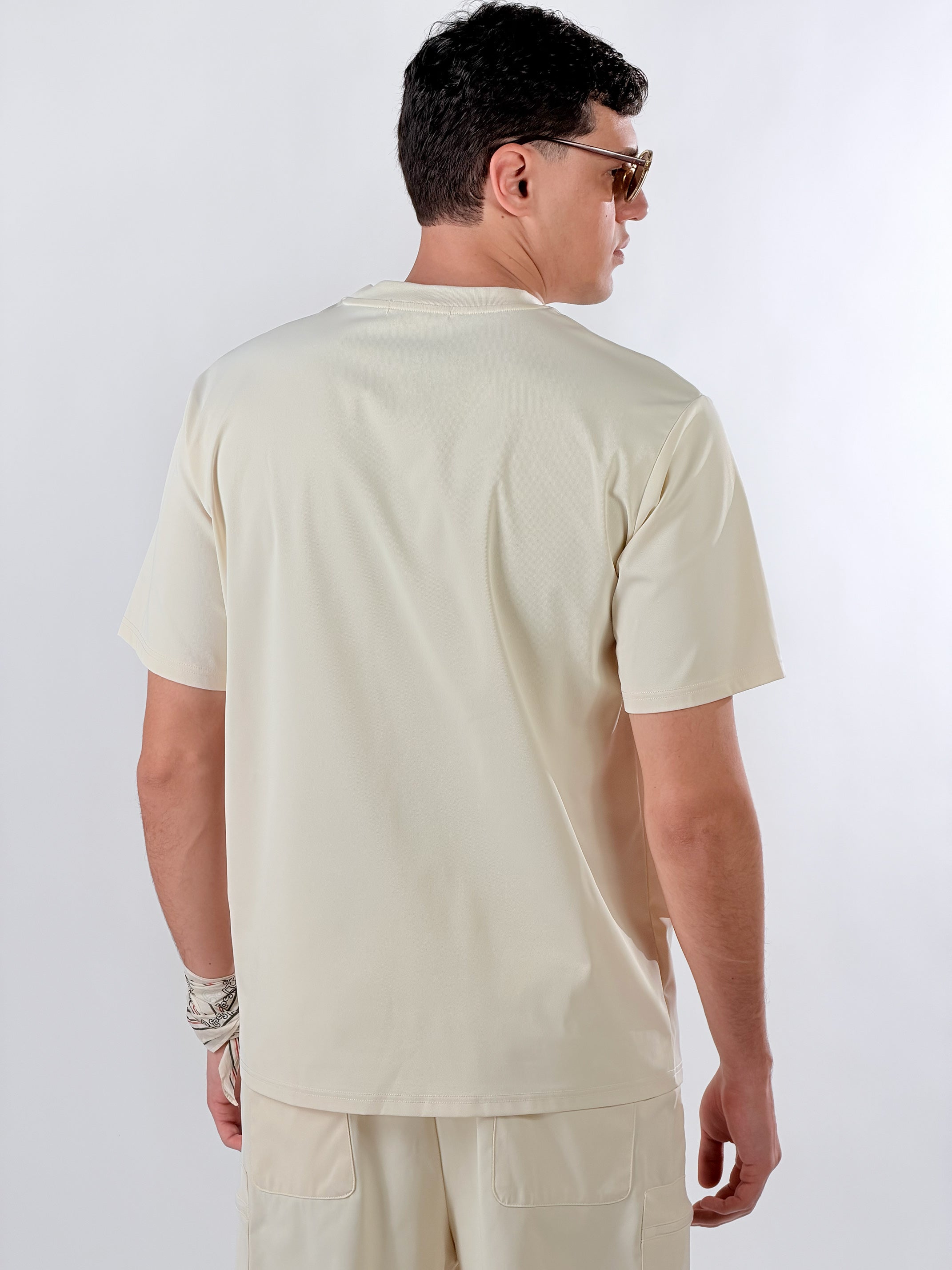 T-Shirt con taschino tessuto semilucido|Colore:Burro