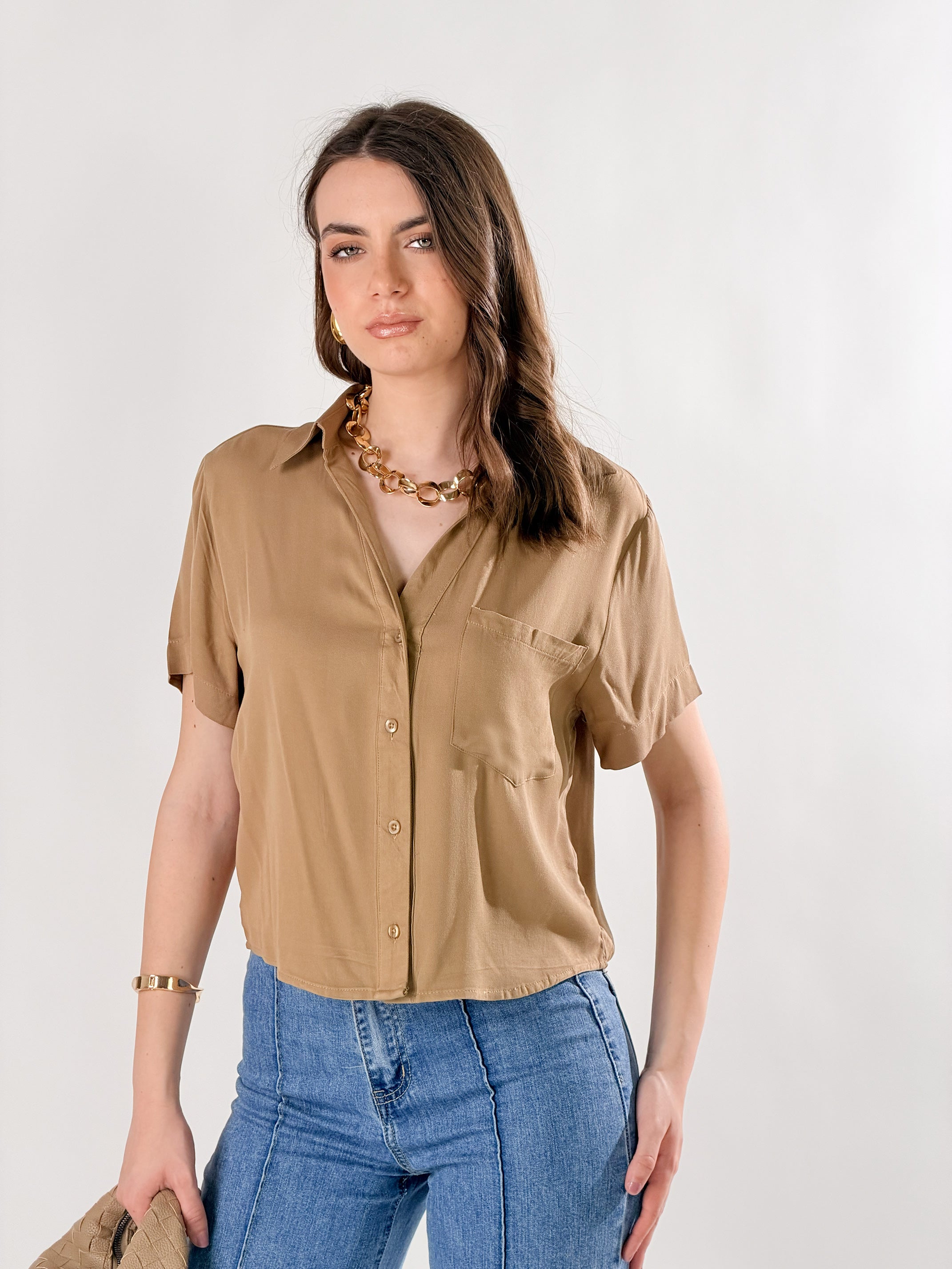 Camicia crop mono taschino|Colore:Cammello