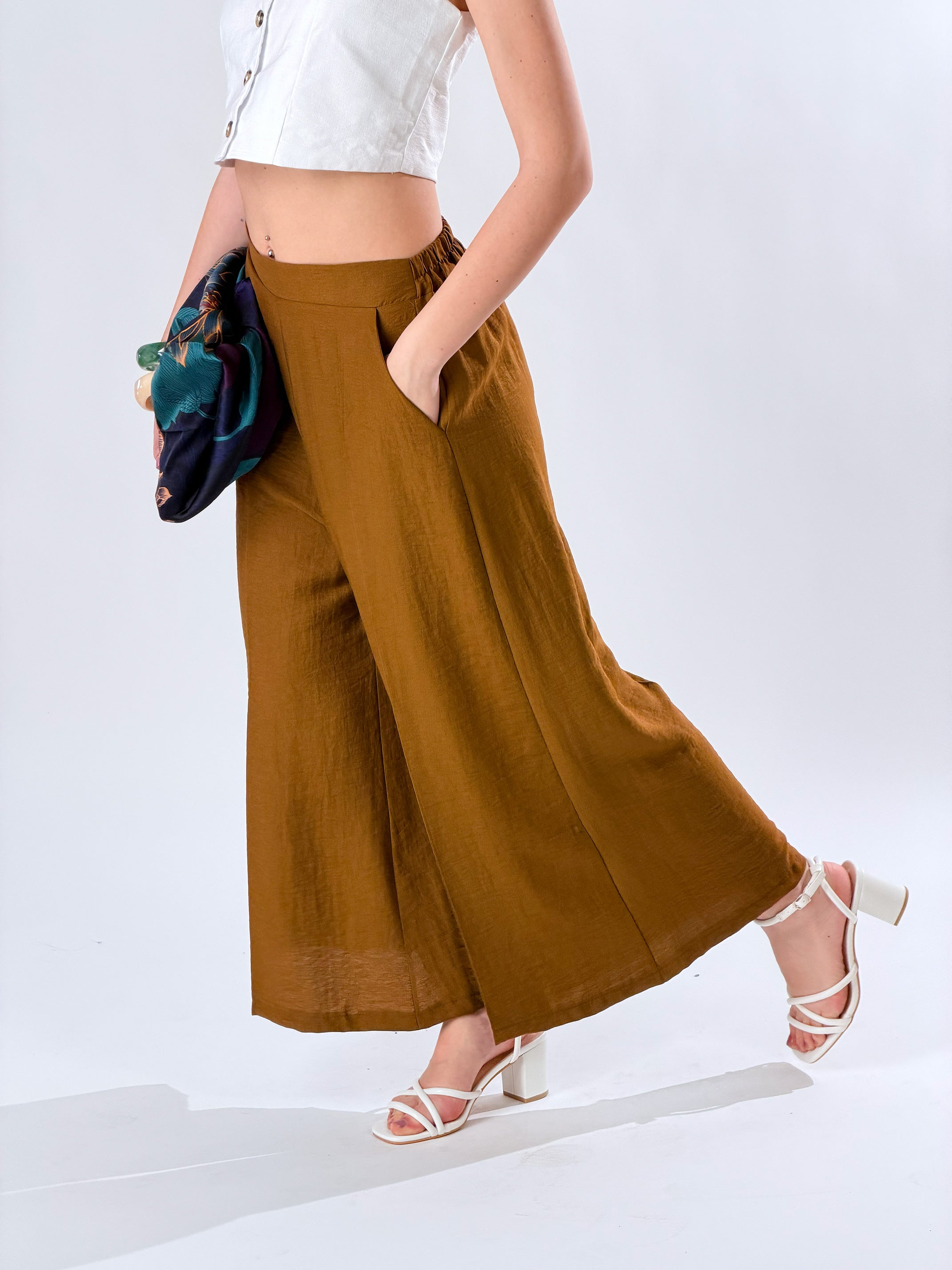Pantaloni ampi alla caviglia misto lino|Colore:Cacao