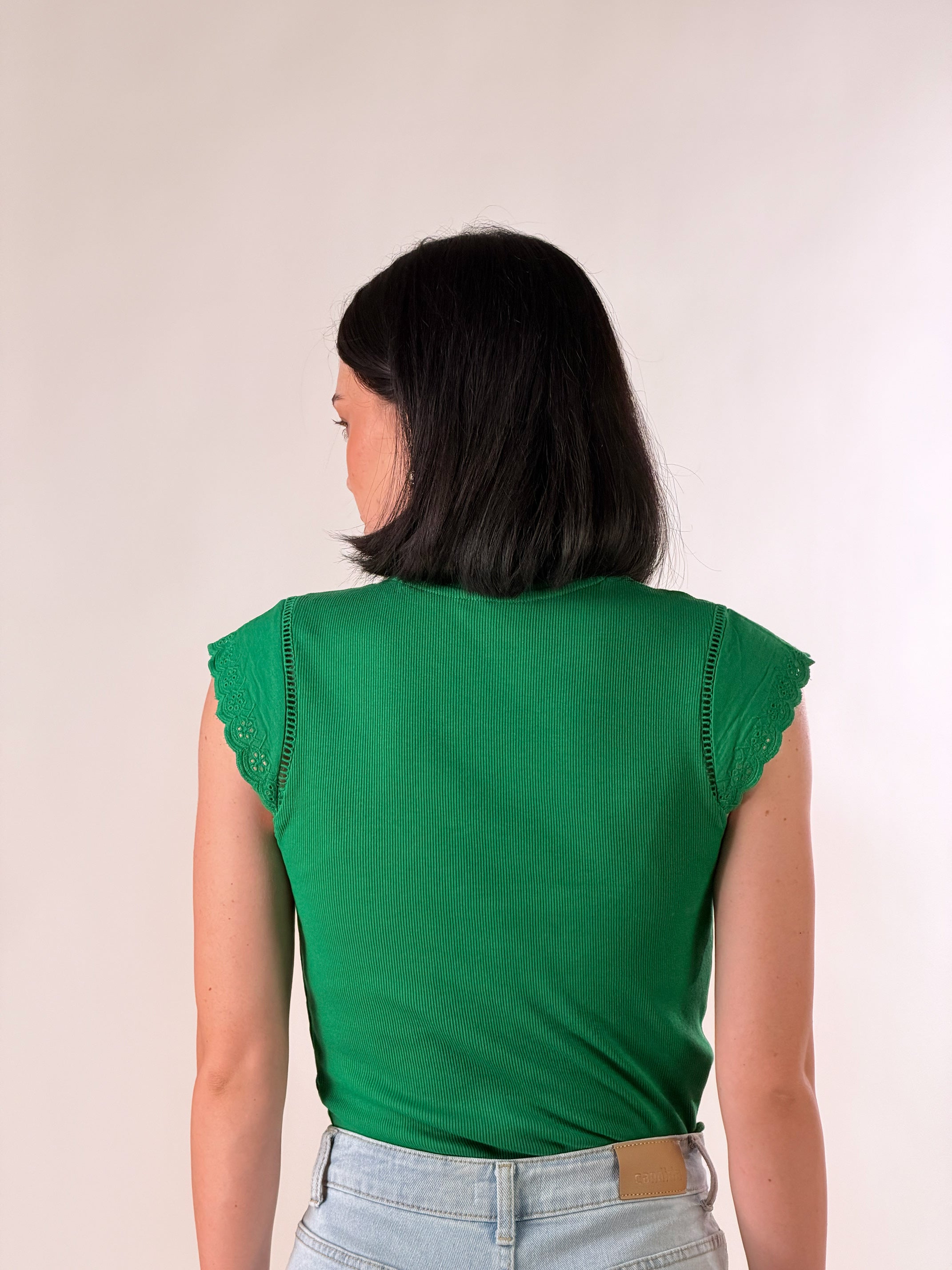 T-Shirt manica aletta in pizzo san gallo|Colore:Smeraldo