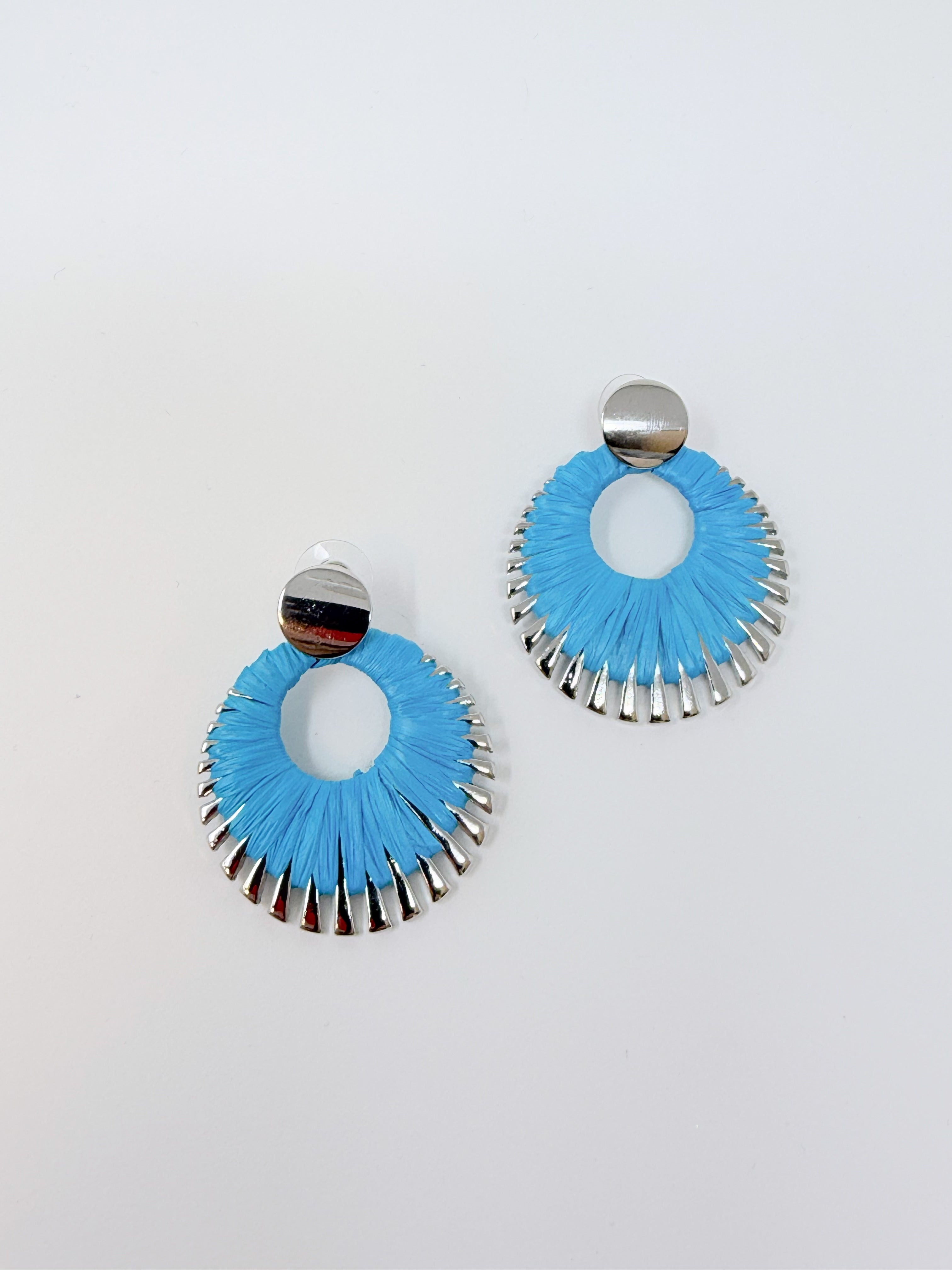 Orecchini Ovale con dettaglio effetto raffia|Colore:Argento/turchese