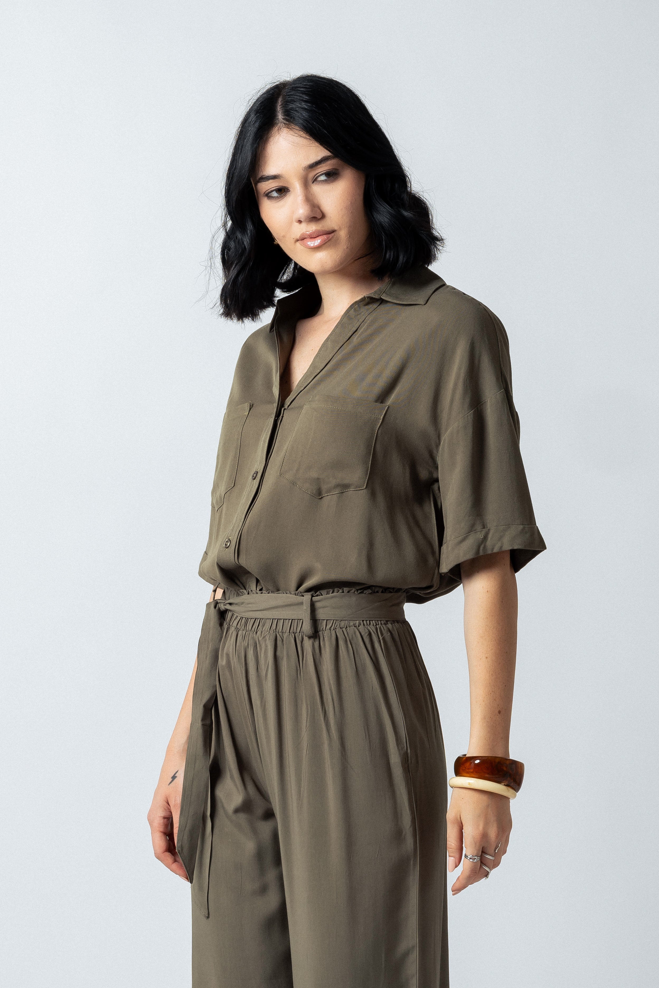 Camicia over crop con tasche|Colore:Salvia