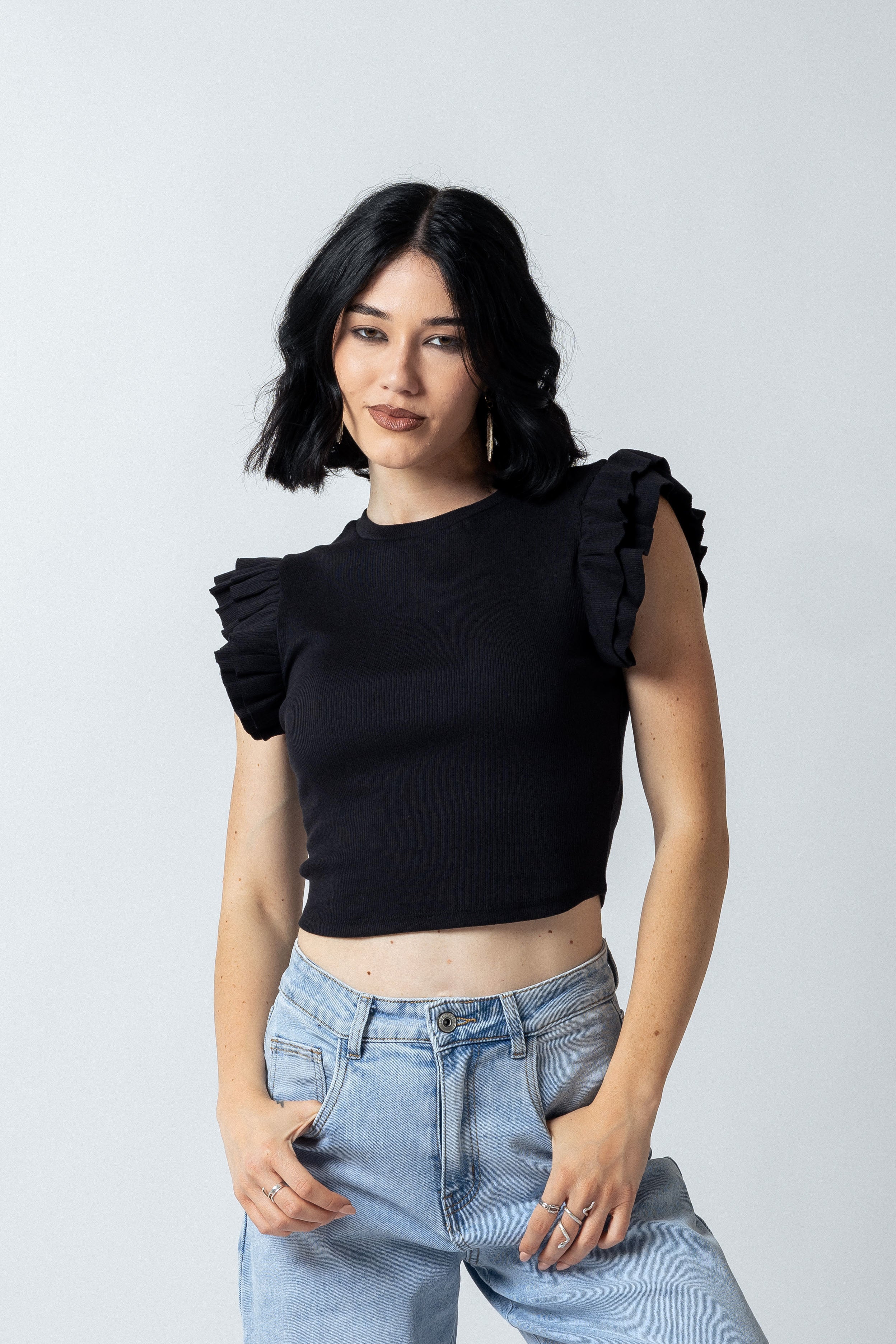 Top maniche con balze|Colore:Nero