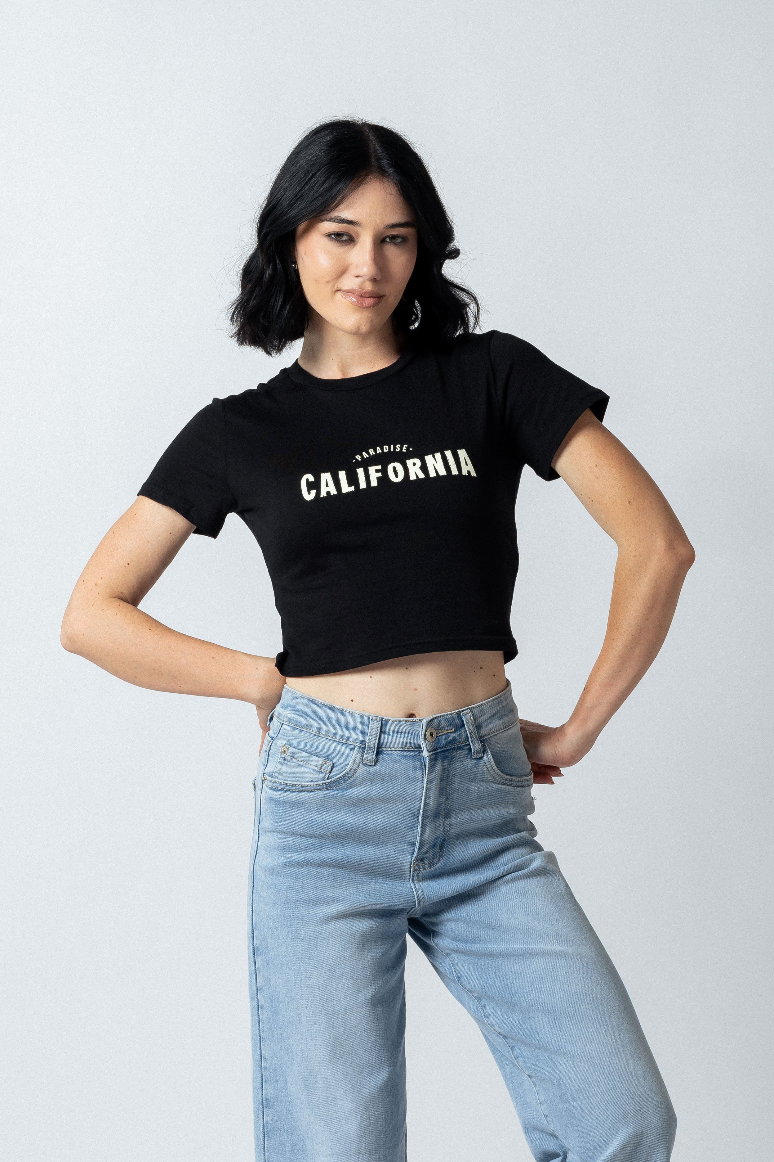 T-Shirt crop con stampa|Colore:Nero