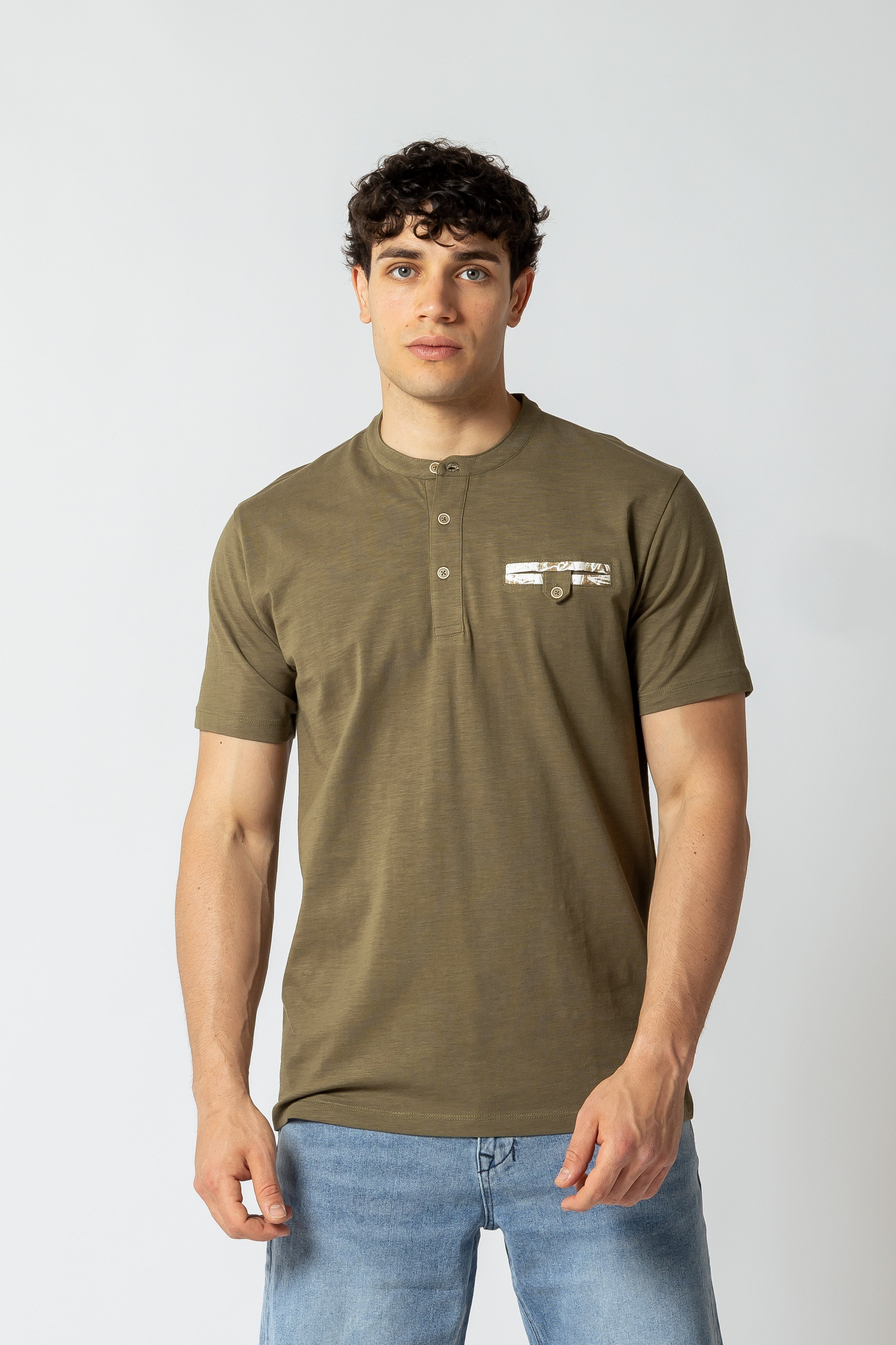 T-shirt serafino con taschino|Colore:Verde salvia