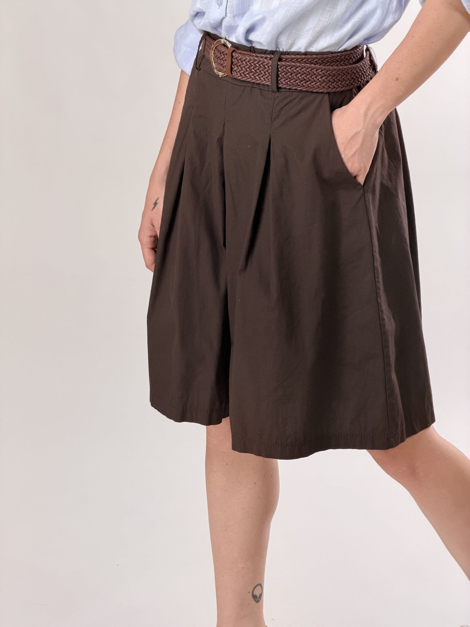 Bermuda con cintura intrecciata|Colore:Marrone