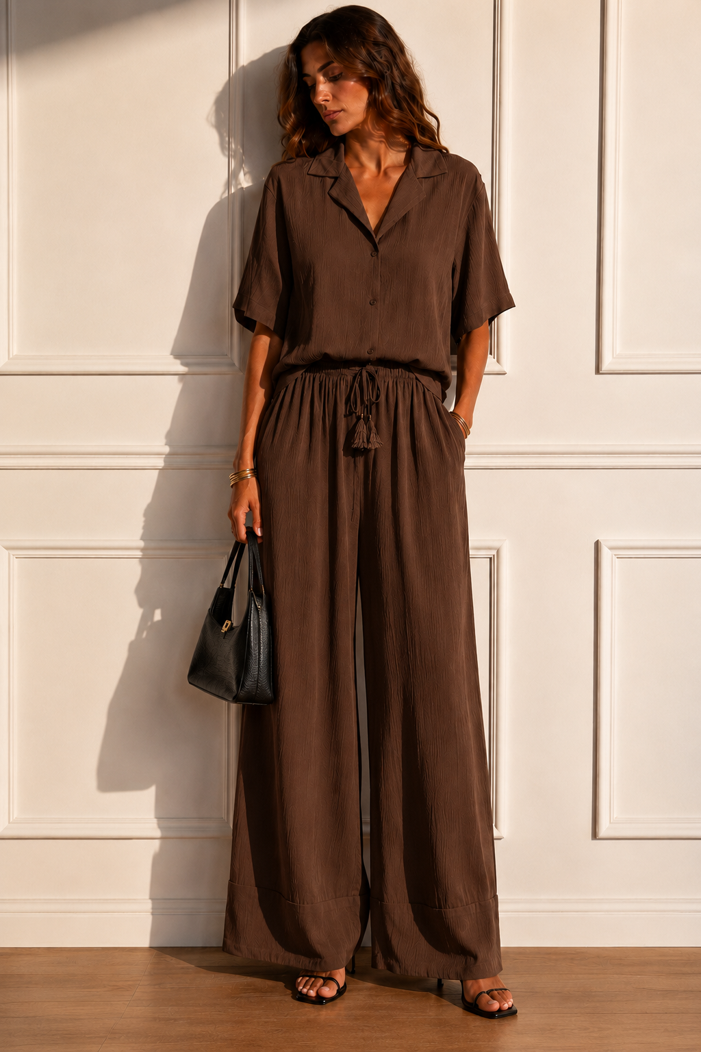 Pantaloni con coulisse e nappine|Colore:Marrone