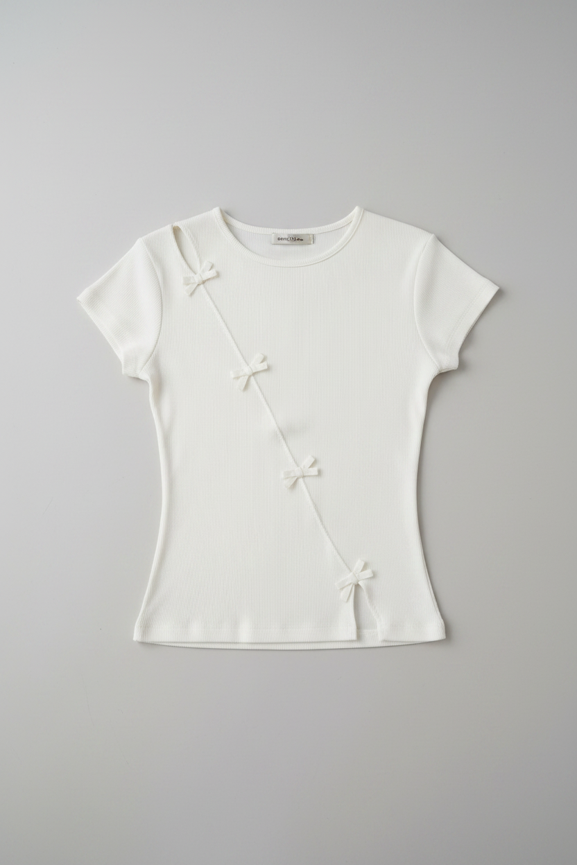 T-Shirt con fiocchi applicati diagonalmente|Colore:Latte