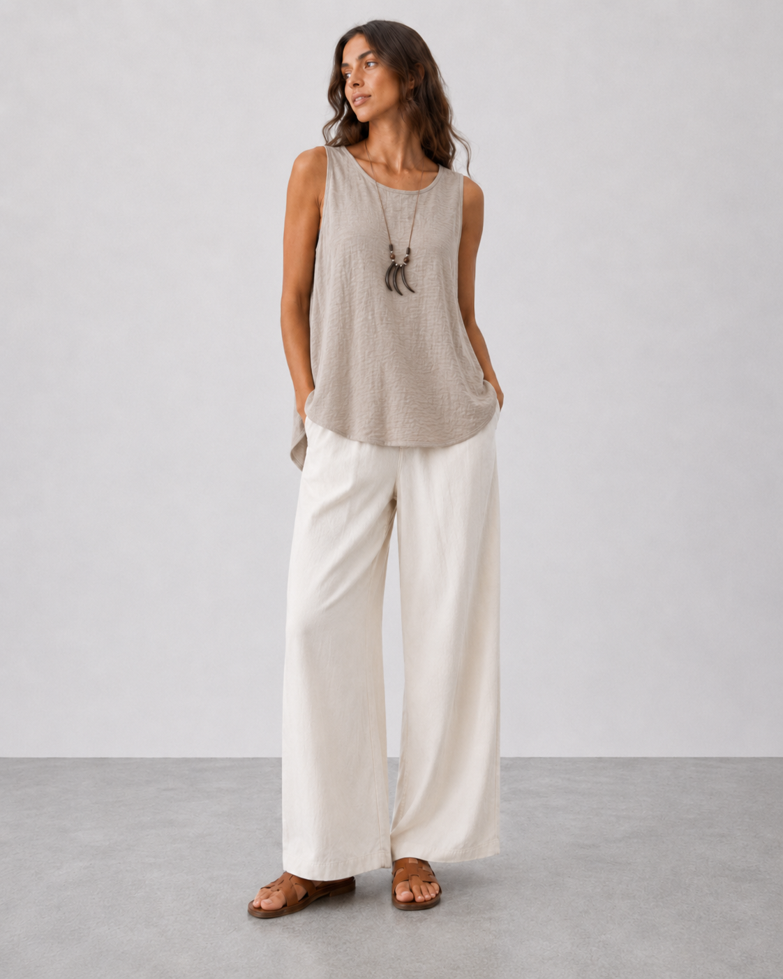 Canotta con collana |Colore:Fango