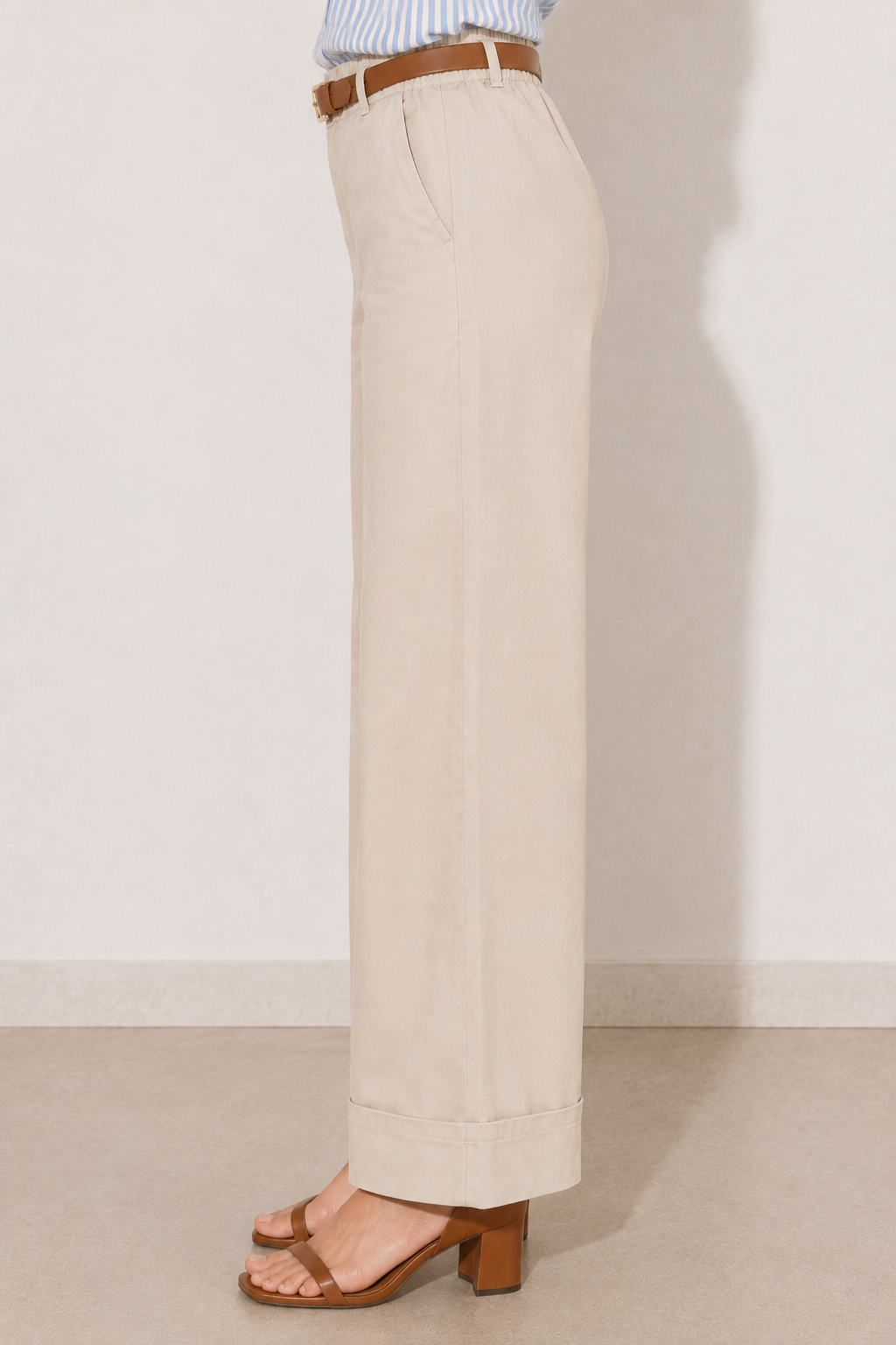 Pantalone con cintura e tasche a filo|Colore:Beige