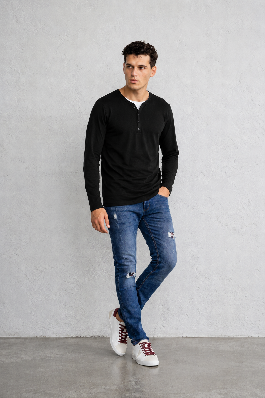 T-shirt serafino e 3 bottoni|Colore:Nero