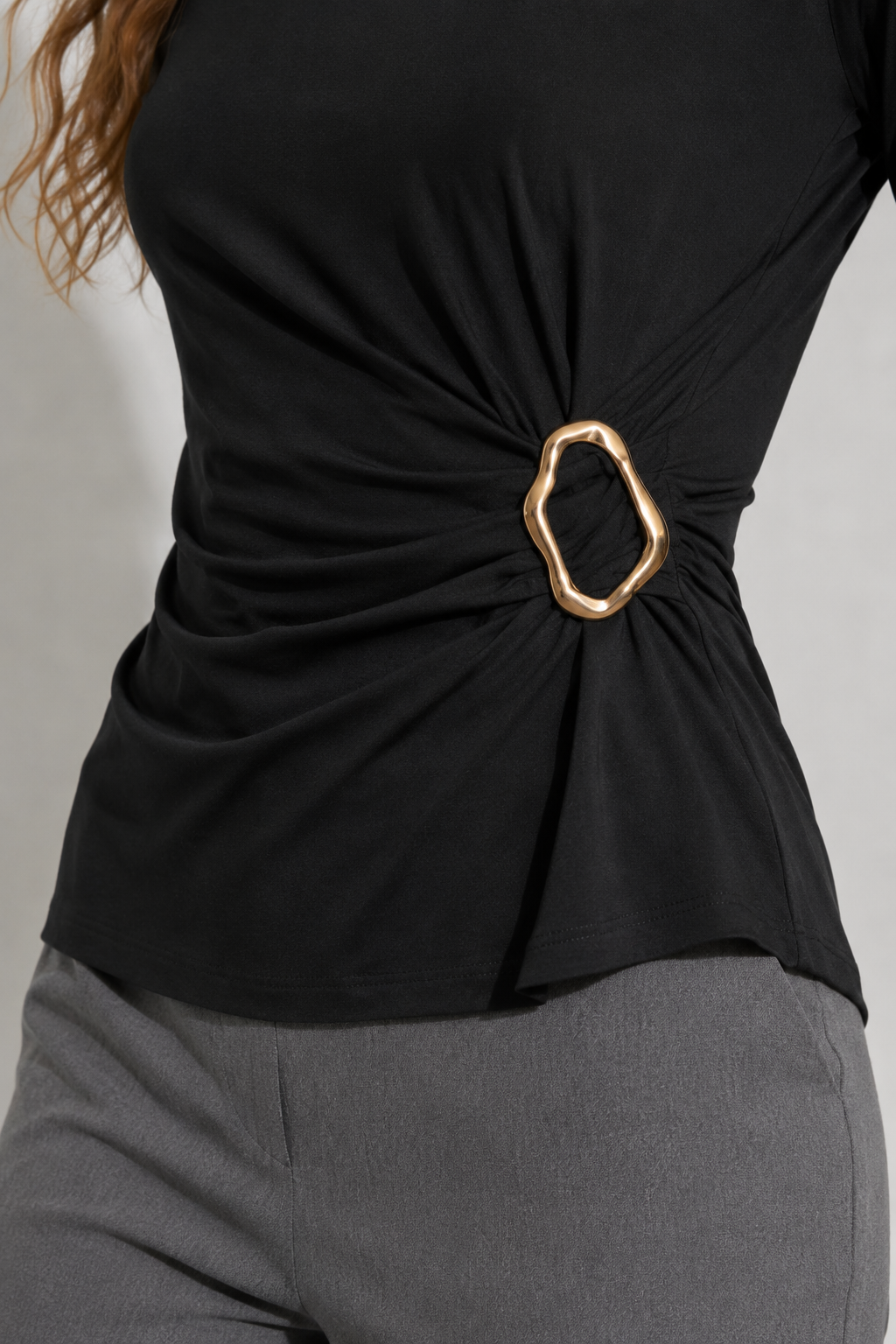 Maglia Noemi con accessorio|Colore:Nero