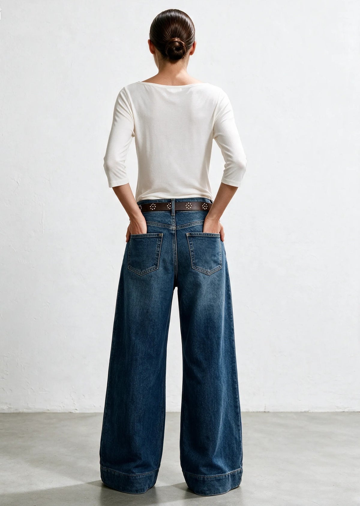 Jeans  wide-leg  con cintura borchie argetno|Colore:Blu medio