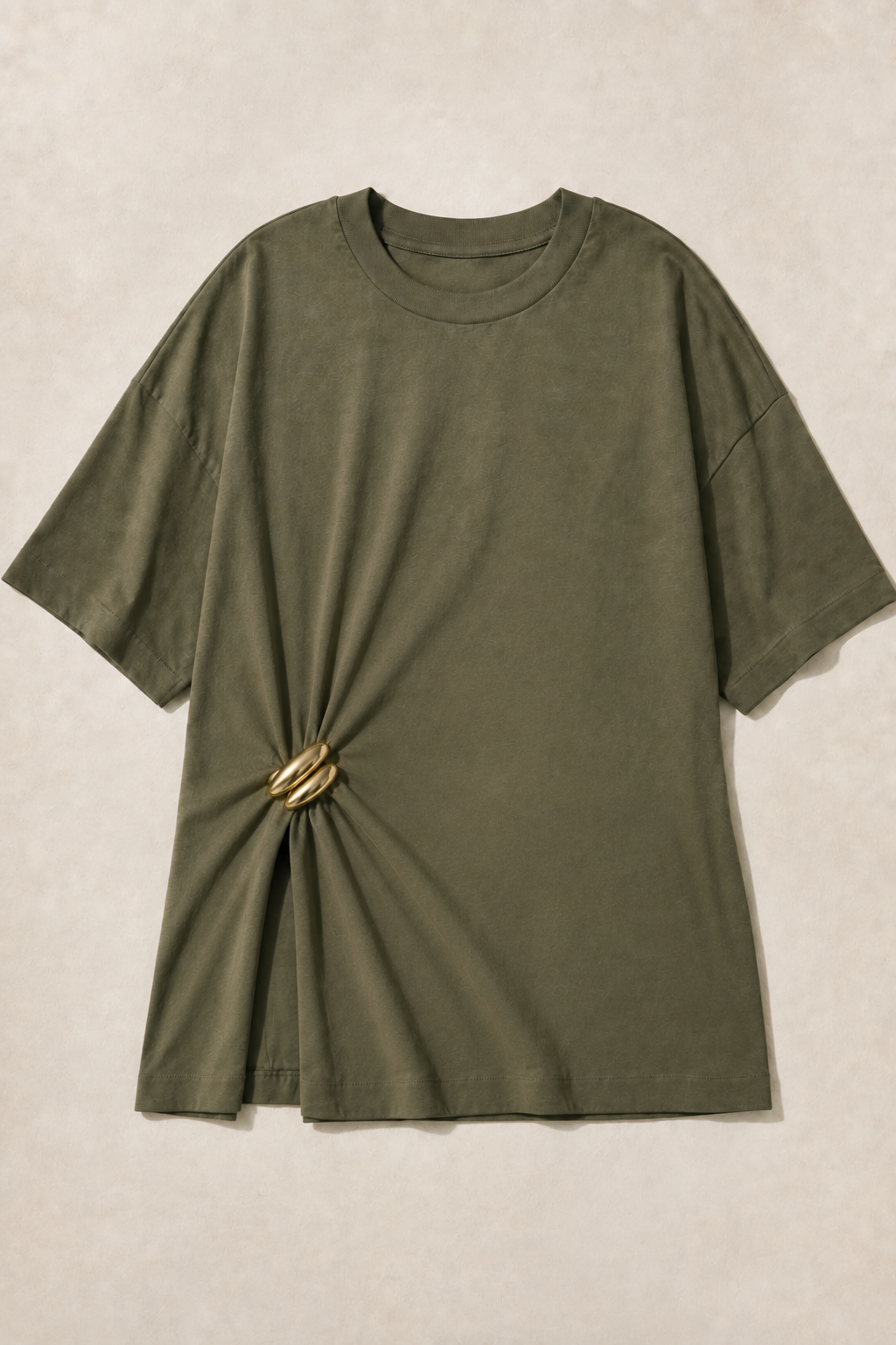 T-Shirt oversize con accessorio |Colore:Oliva/silver