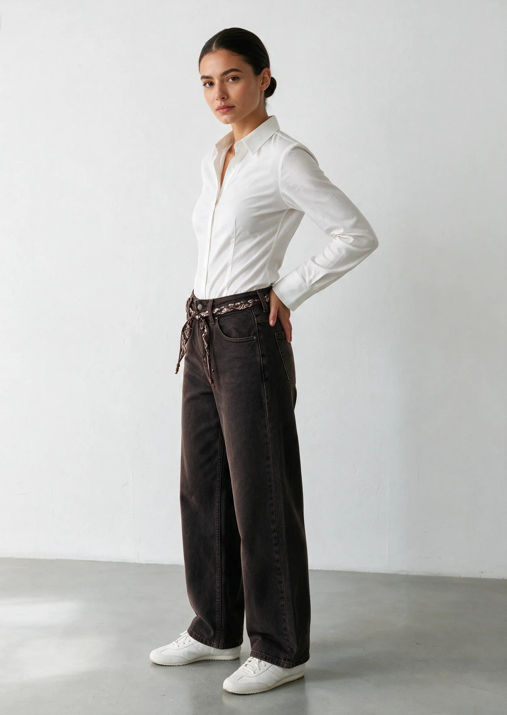 Jeans wide-leg con cinta bandana marrone|Colore:Marrone