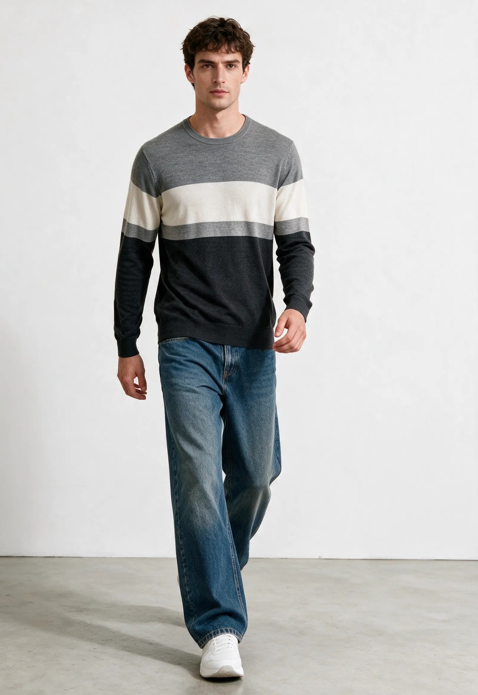 Maglia girocollo a fasce irregolari|Colore:Medium grey melange