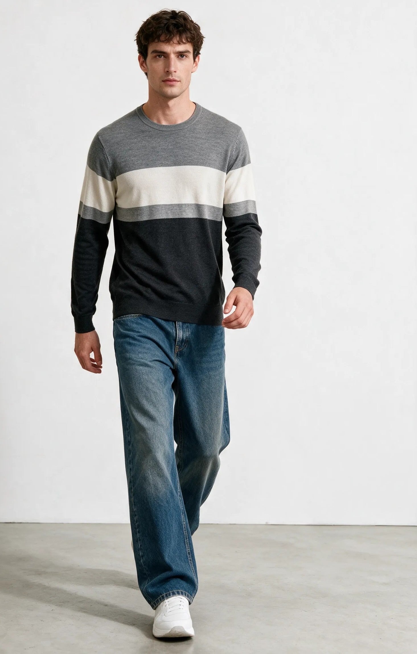 Maglia girocollo a fasce irregolari|Colore:Offwhite