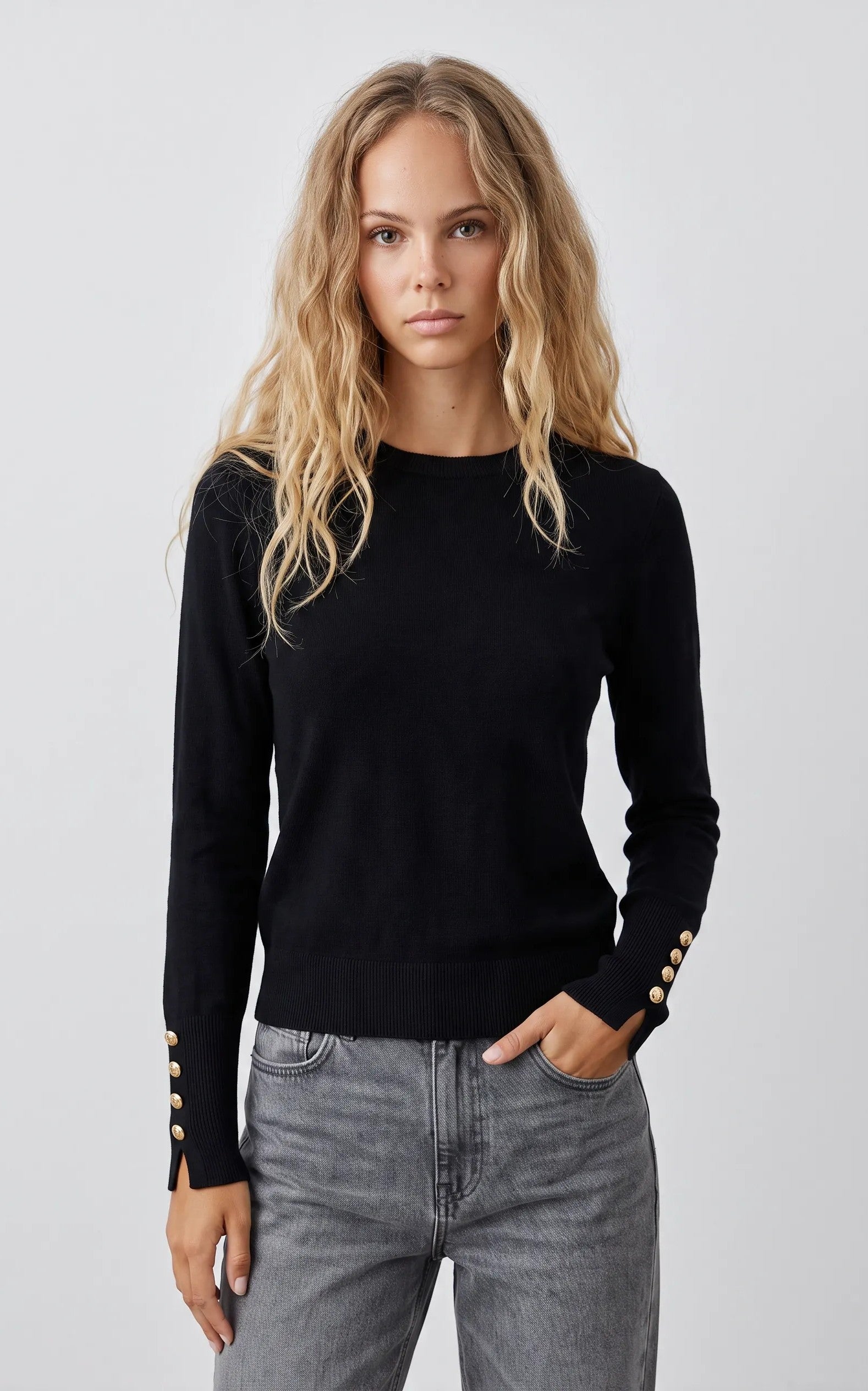 Maglia con bottoni decorativi ai polsi|Colore:Nero