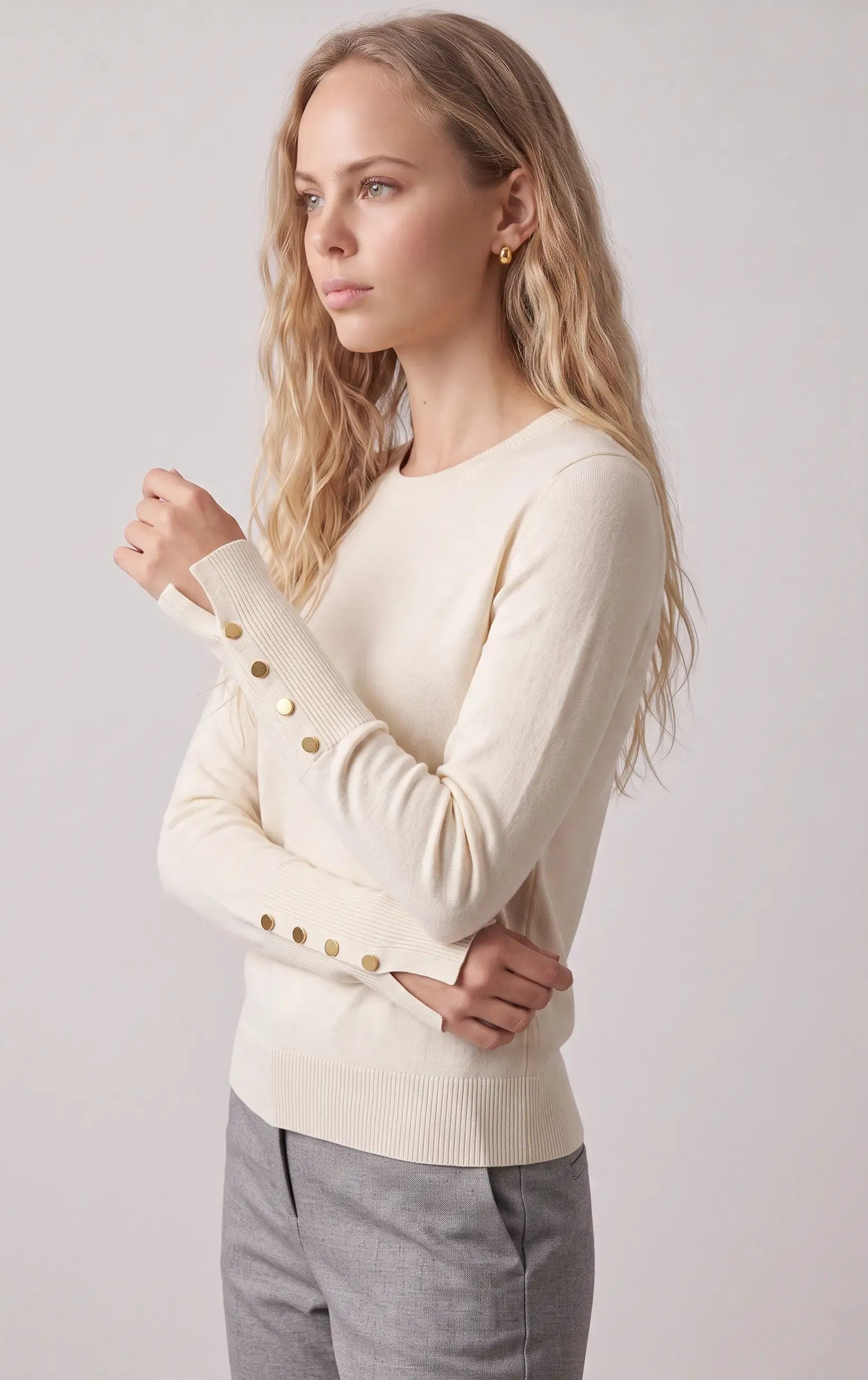 Maglia con bottoni decorativi ai polsi|Colore:Latte